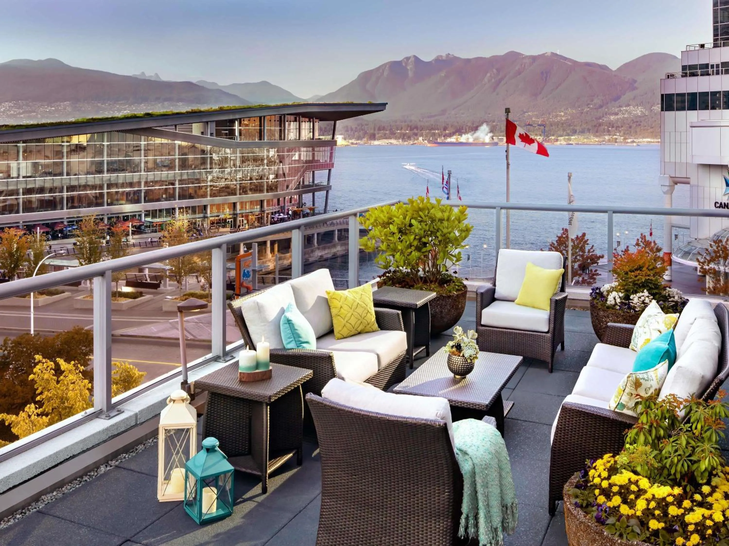 Bedroom in Fairmont Waterfront