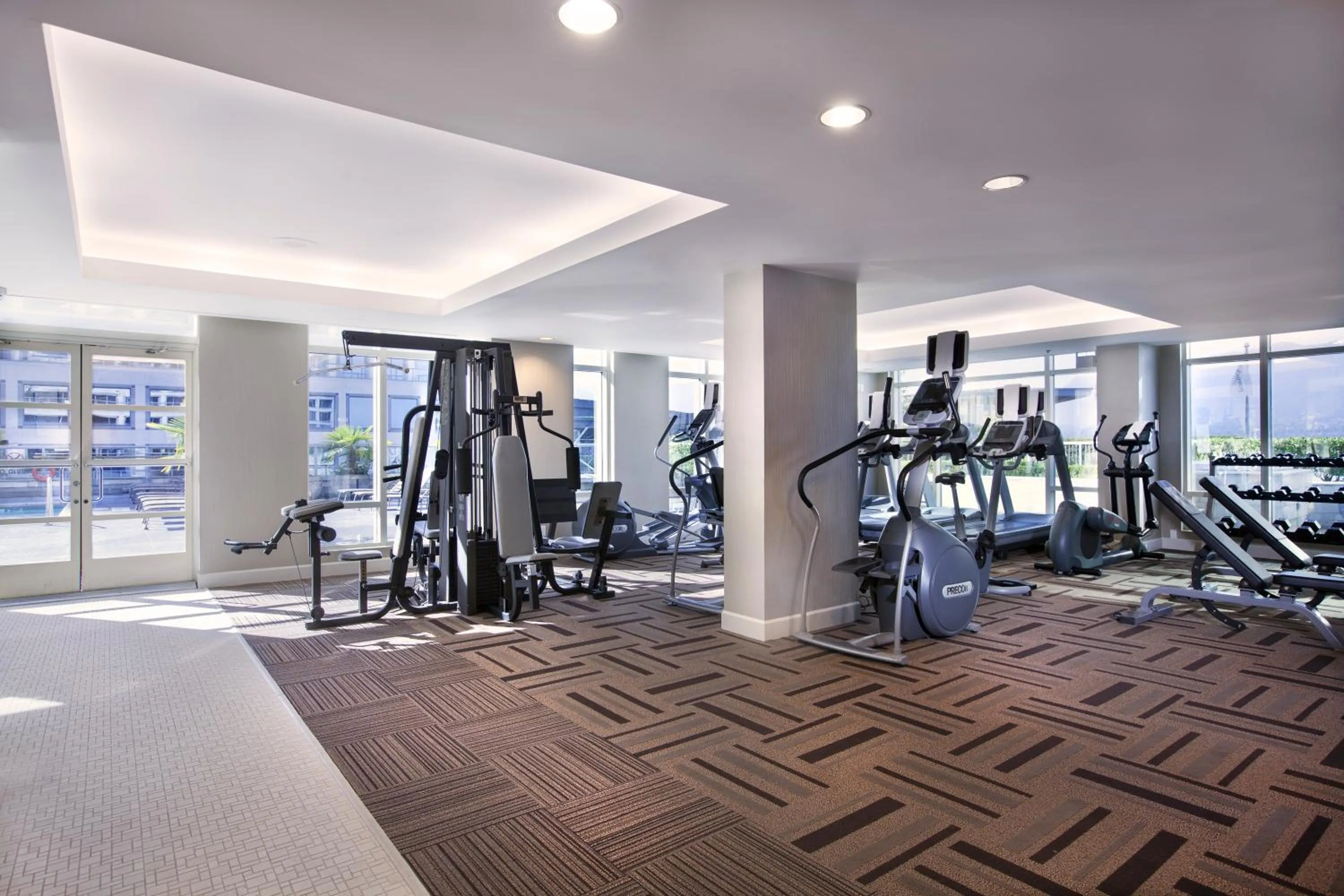 Fitness centre/facilities in Fairmont Waterfront