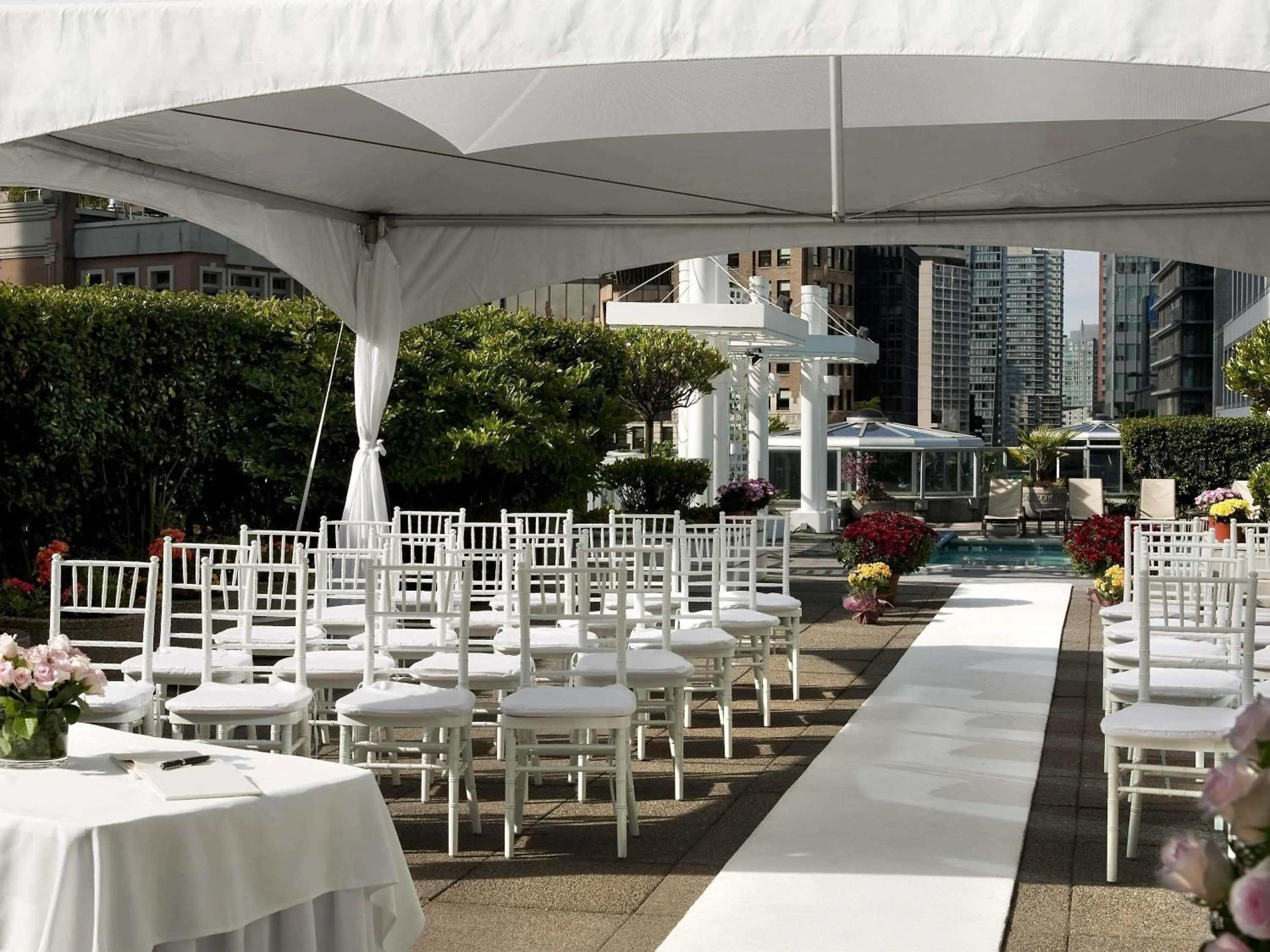 wedding in Fairmont Waterfront