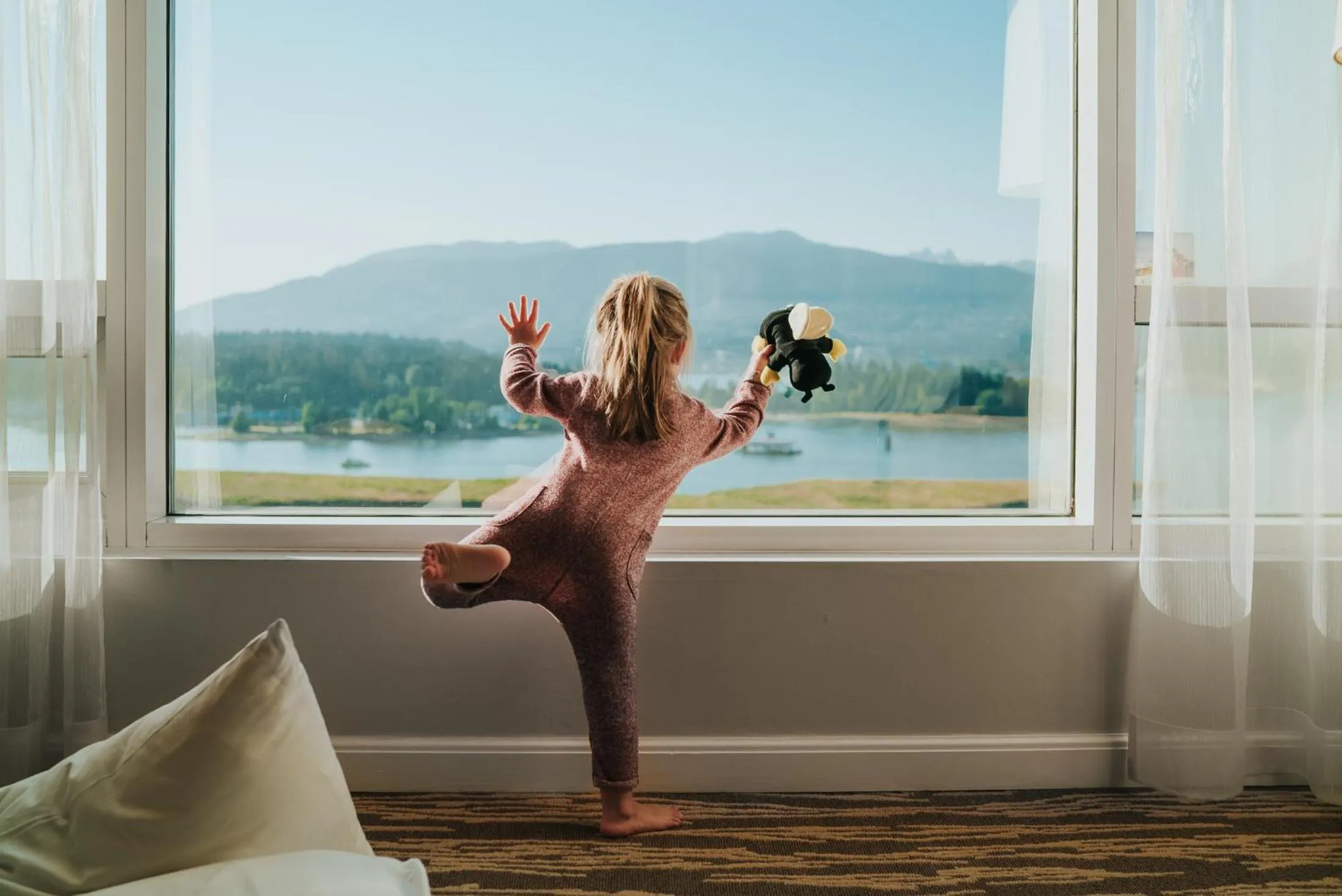 Family in Fairmont Waterfront