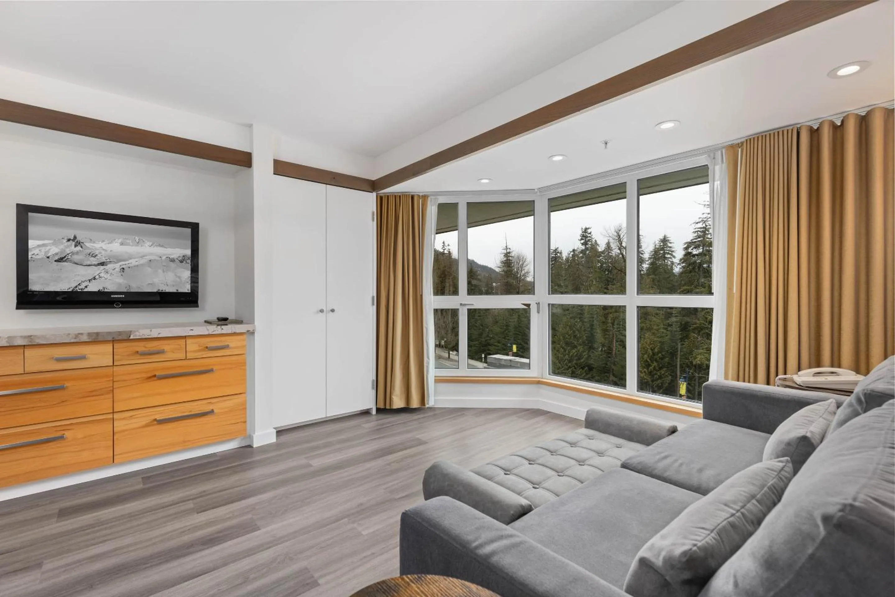 Le Chamois by Whistler Premier