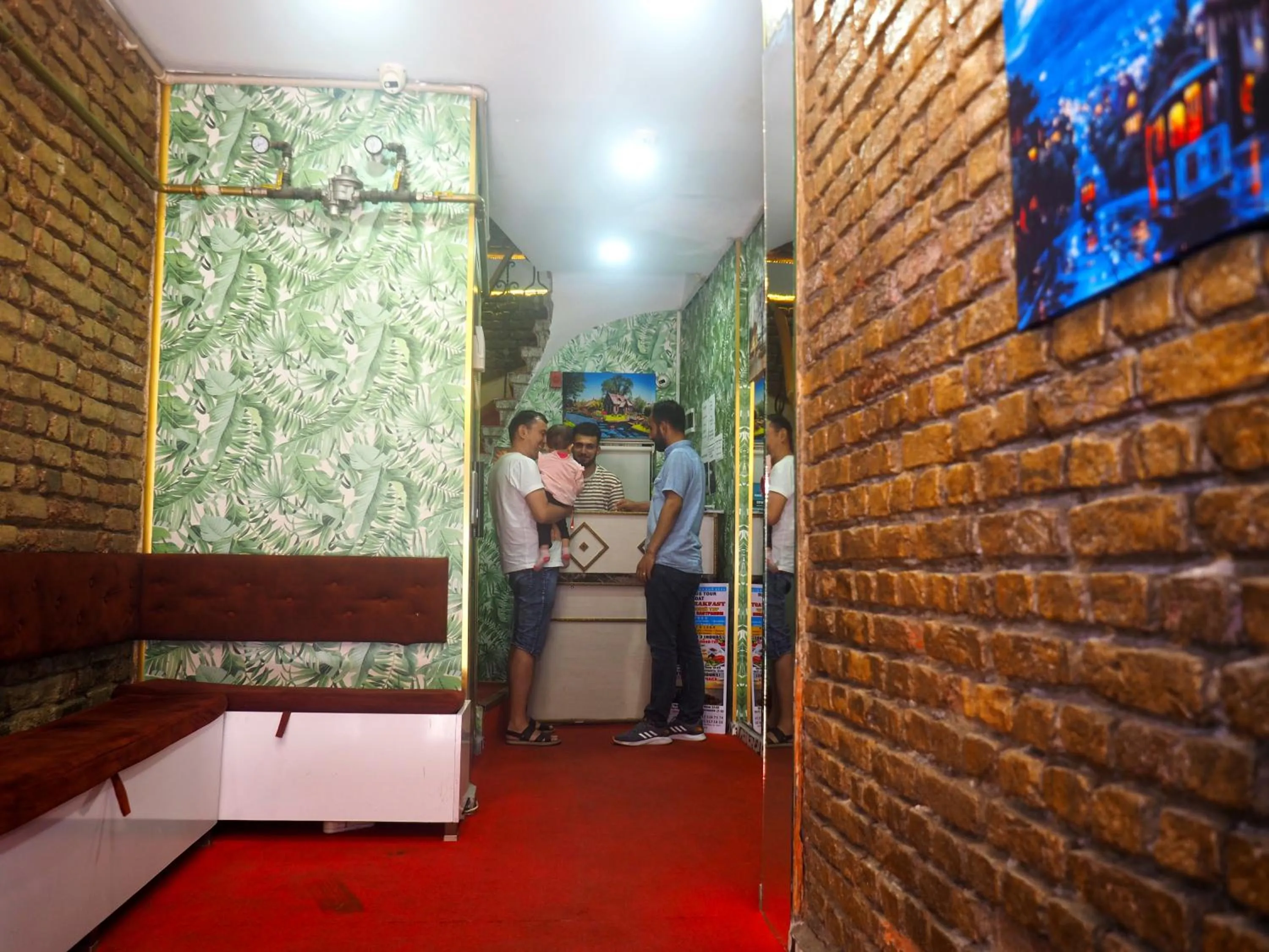 Lobby or reception in RENOVA hOTEL FATİH