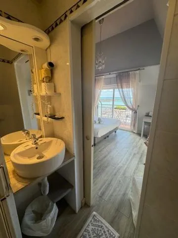 Bathroom in Hotel Zia Piera