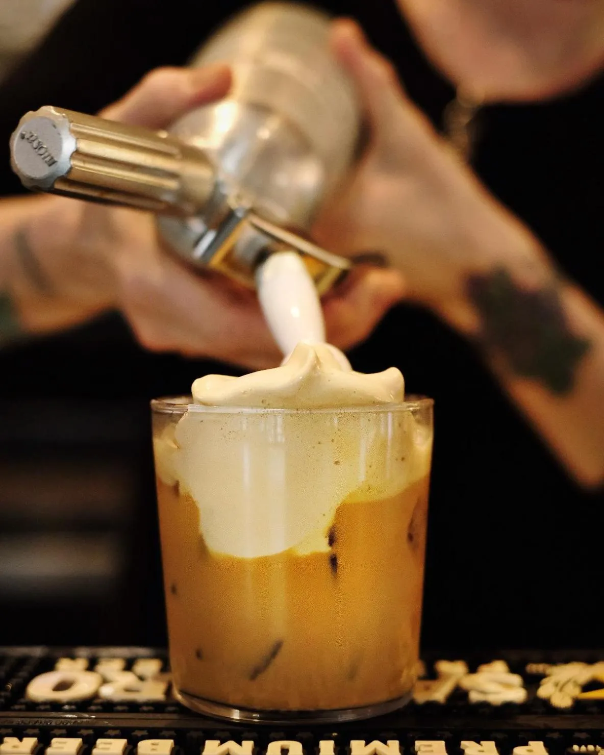 Lounge or bar in Oswego Hotel