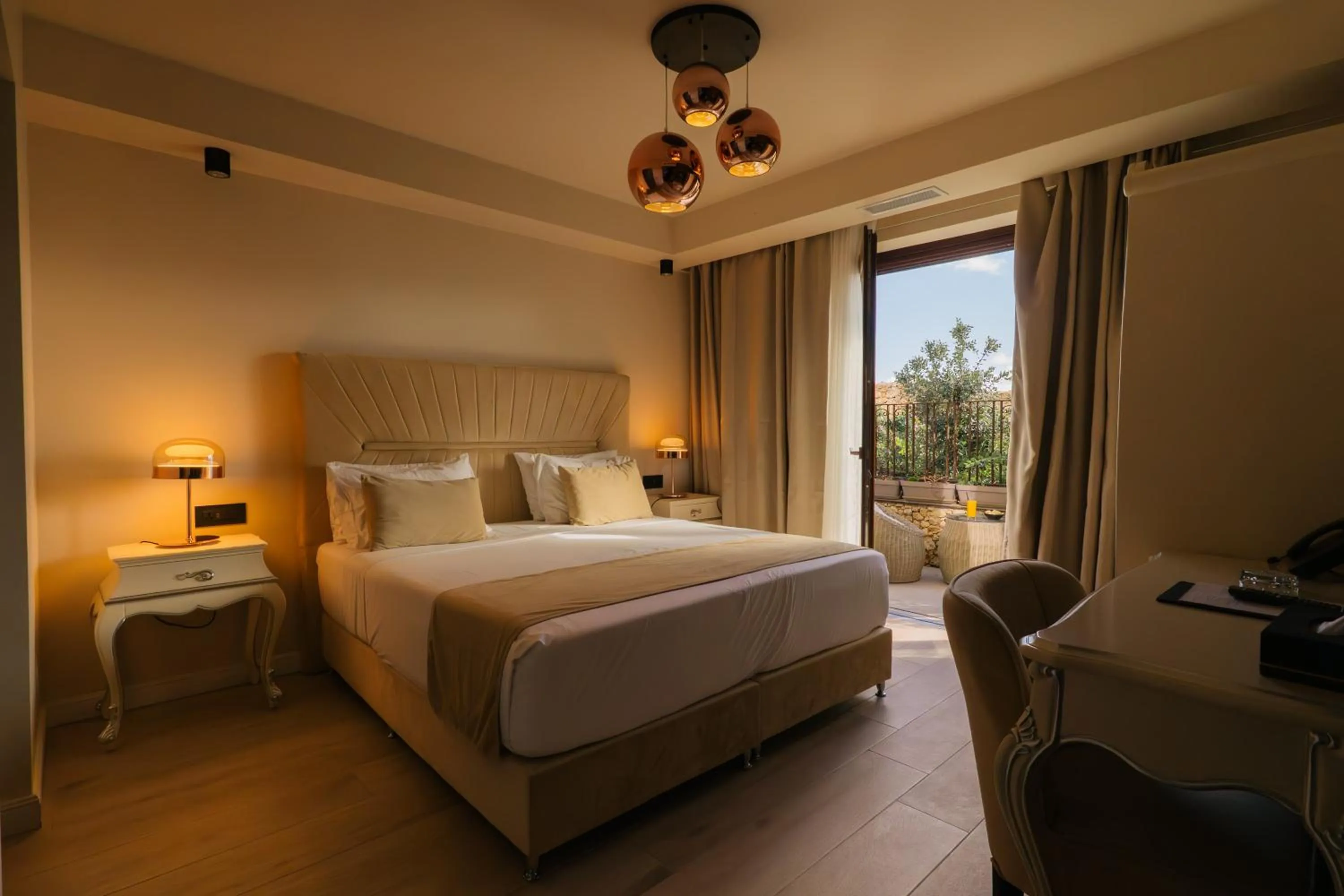 Bed in Santa Lucia Boutique Hotel