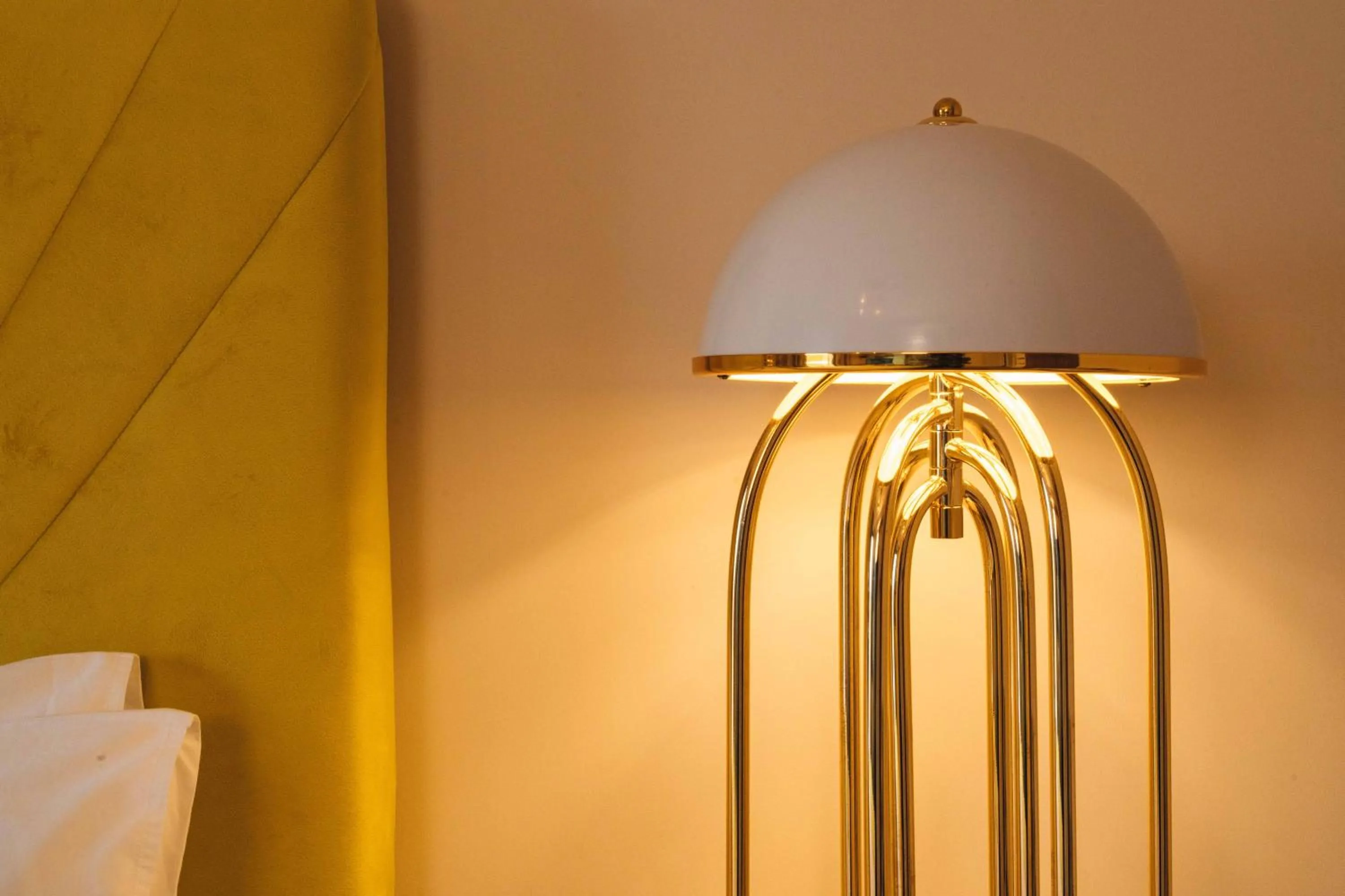 Bed in Santa Lucia Boutique Hotel