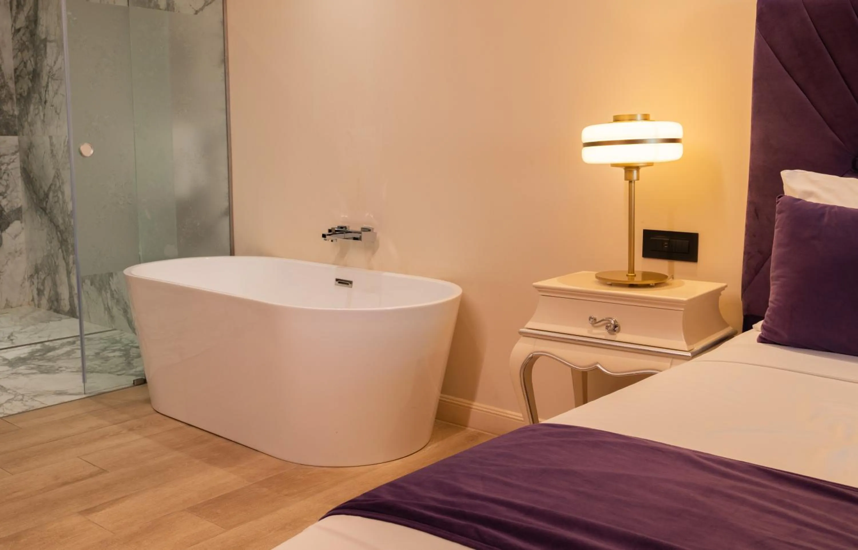 Bed in Santa Lucia Boutique Hotel