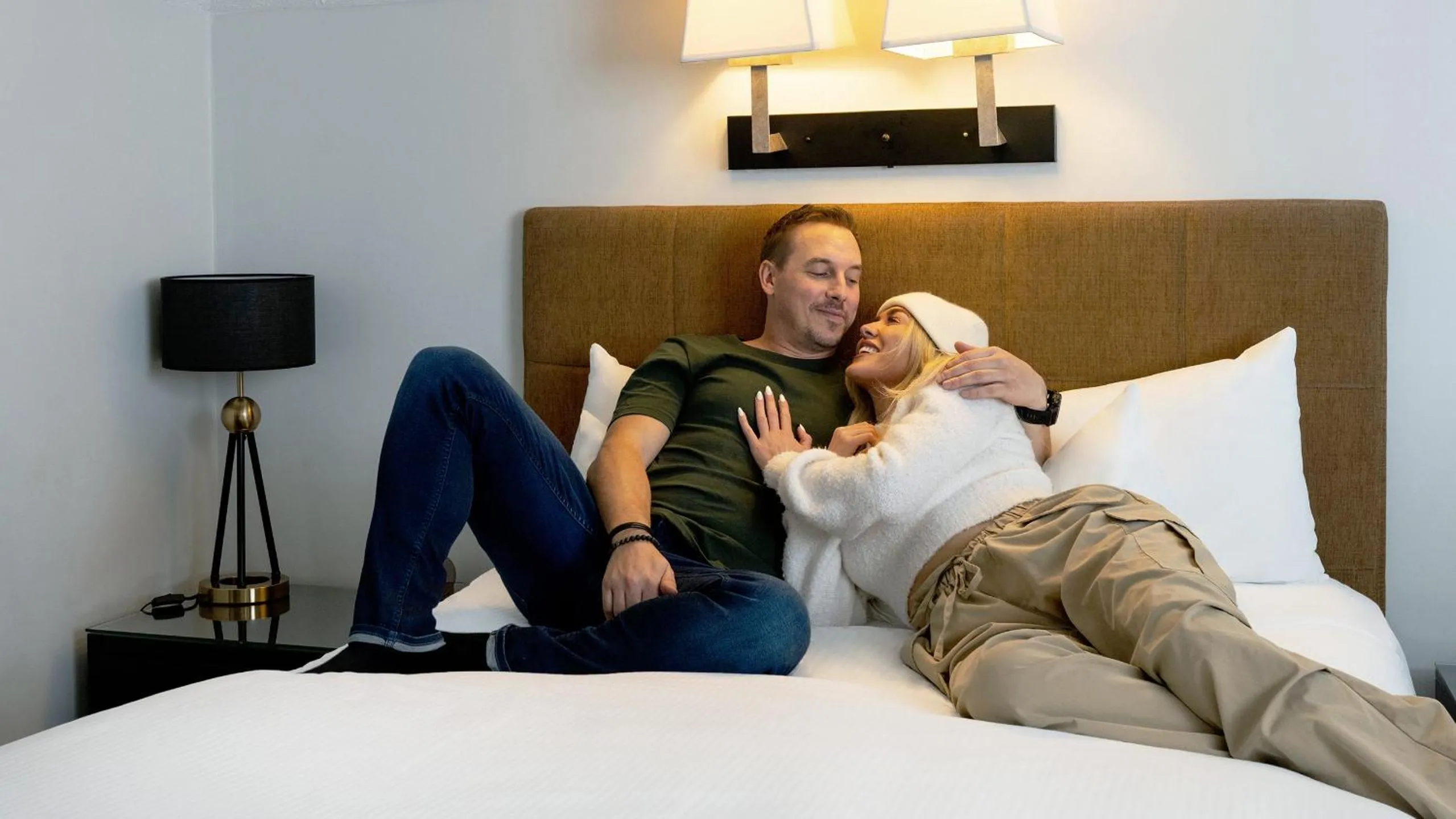 Bed in Executive Inn Whistler