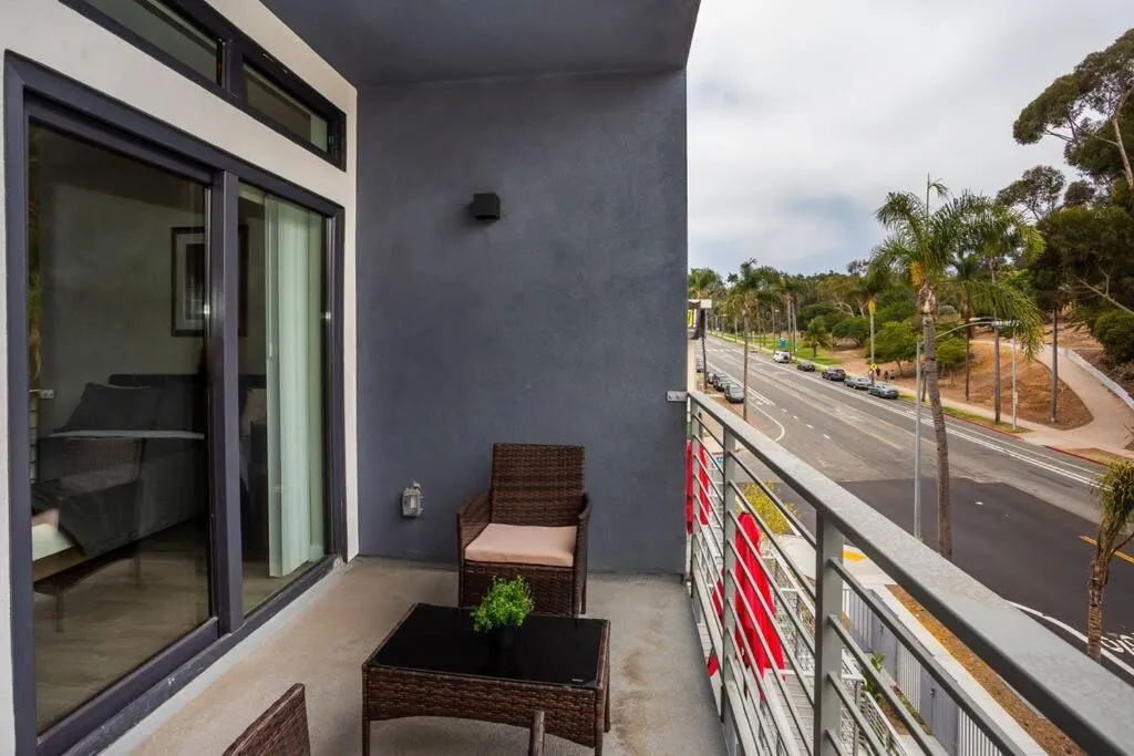 Explore San Diego-Balboa Park-Little Italy-Gaslamp