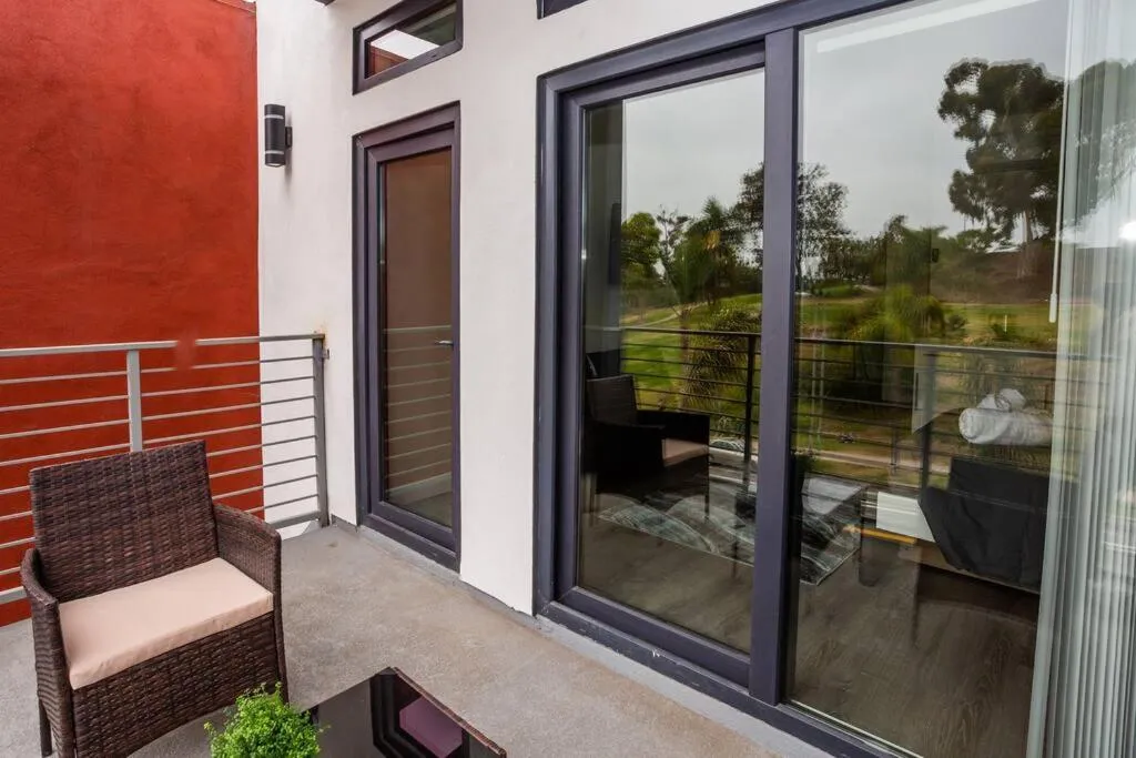 Explore San Diego-Balboa Park-Little Italy-Gaslamp