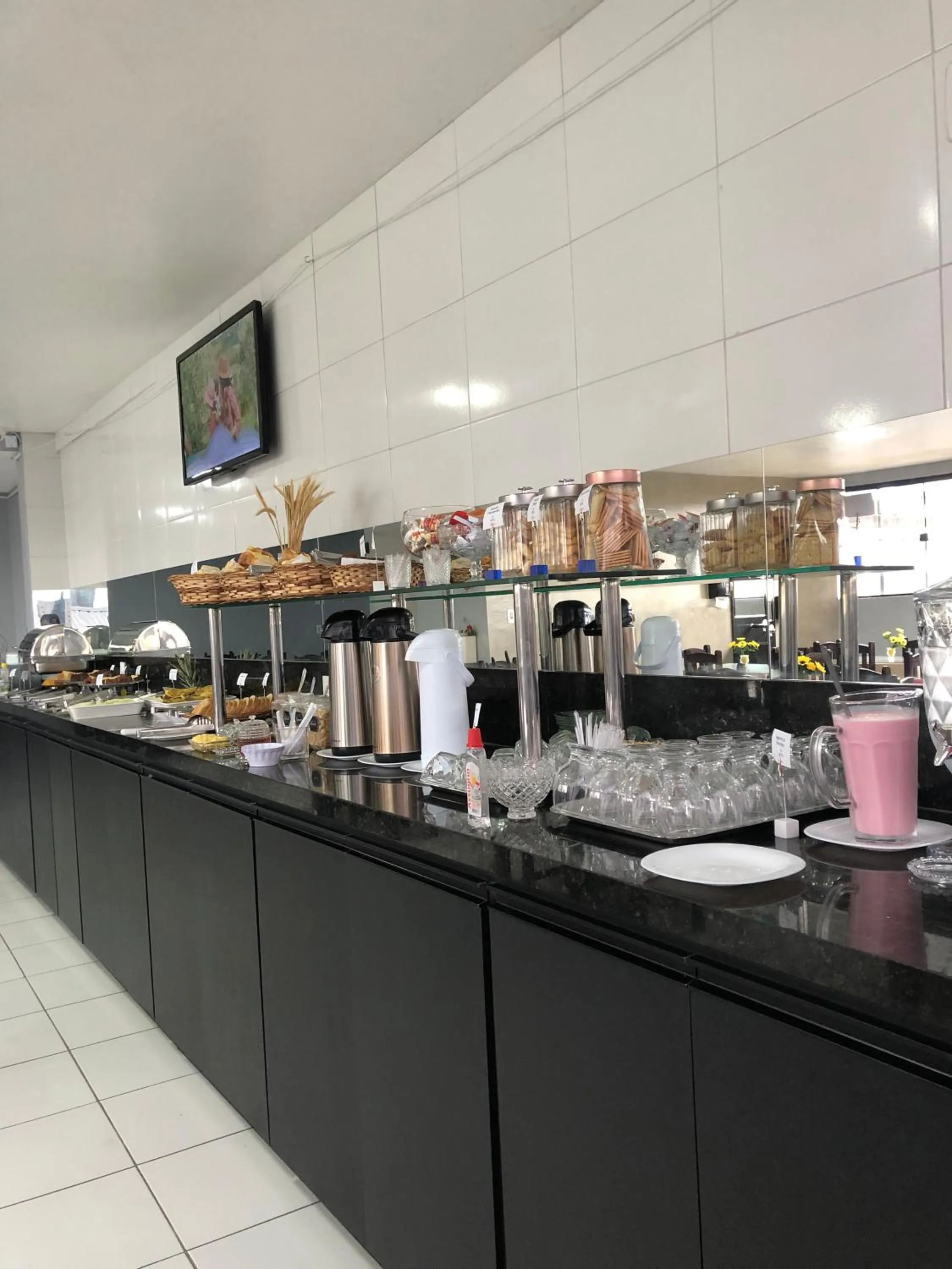 Breakfast in Hotel Pousada Acauã Acesso através de escadas