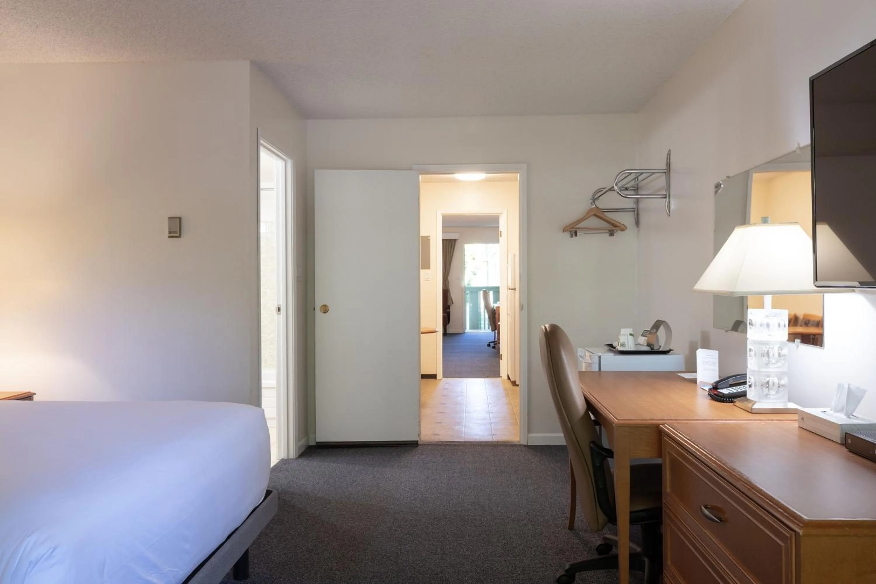 Other, Bed in Robin Hood Inn and Suites