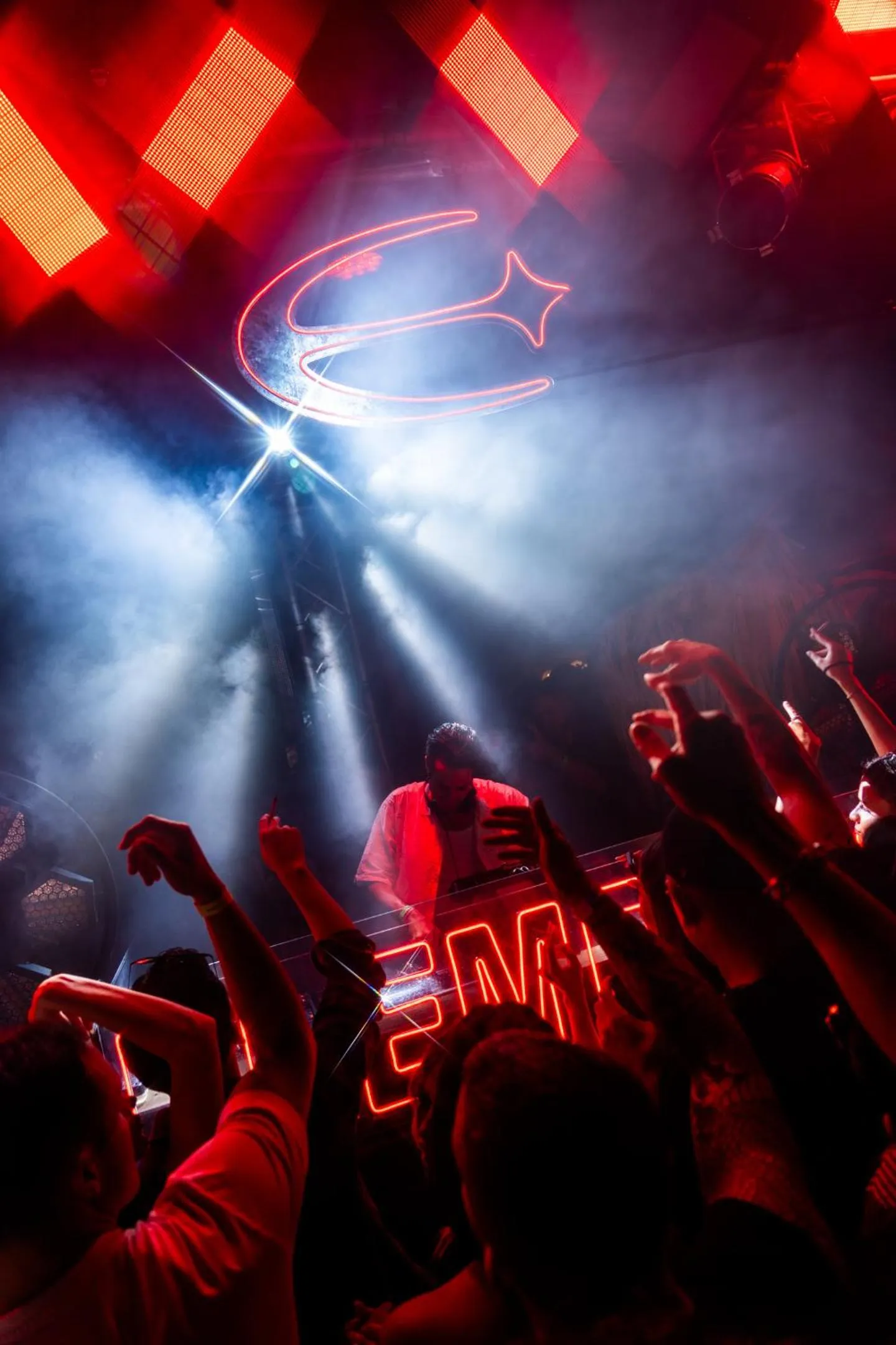 Nightclub / DJ in Maya Beach Resort