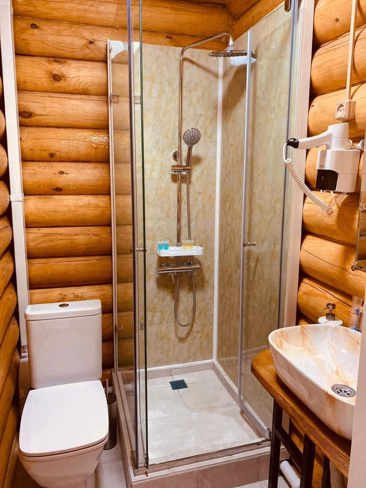 Shower in Eco hotel & restaurant "SKALA"