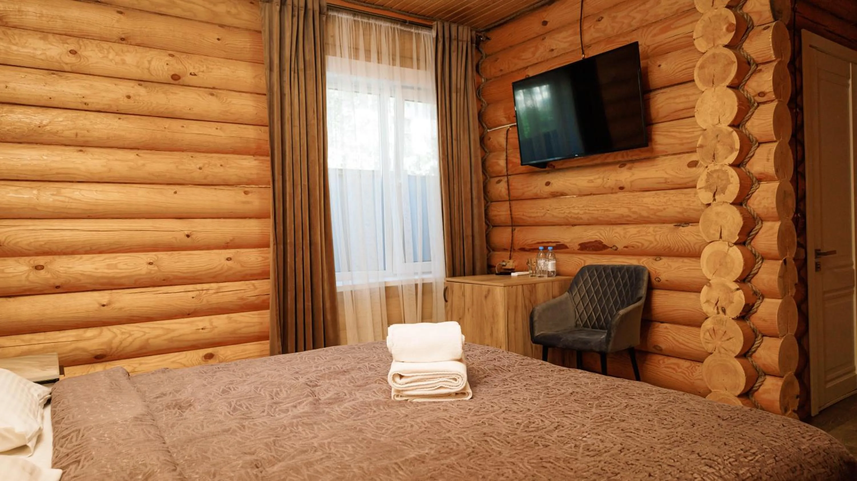 TV and multimedia, Bed in Eco hotel & restaurant "SKALA"