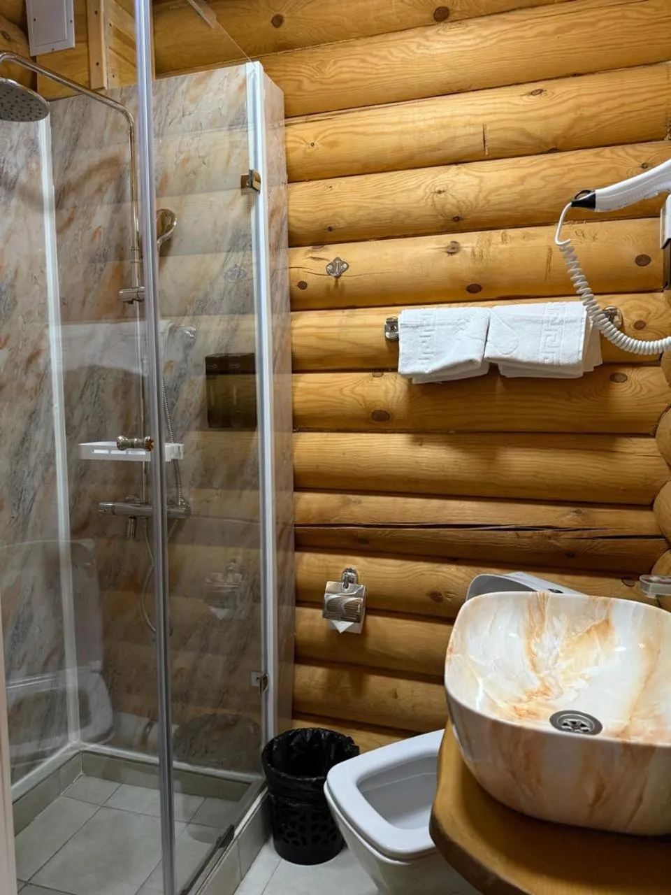 Shower in Eco hotel & restaurant "SKALA"