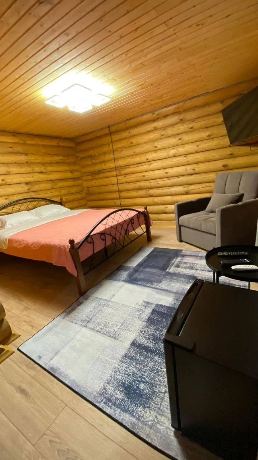 Living room, Bed in Eco hotel & restaurant "SKALA"