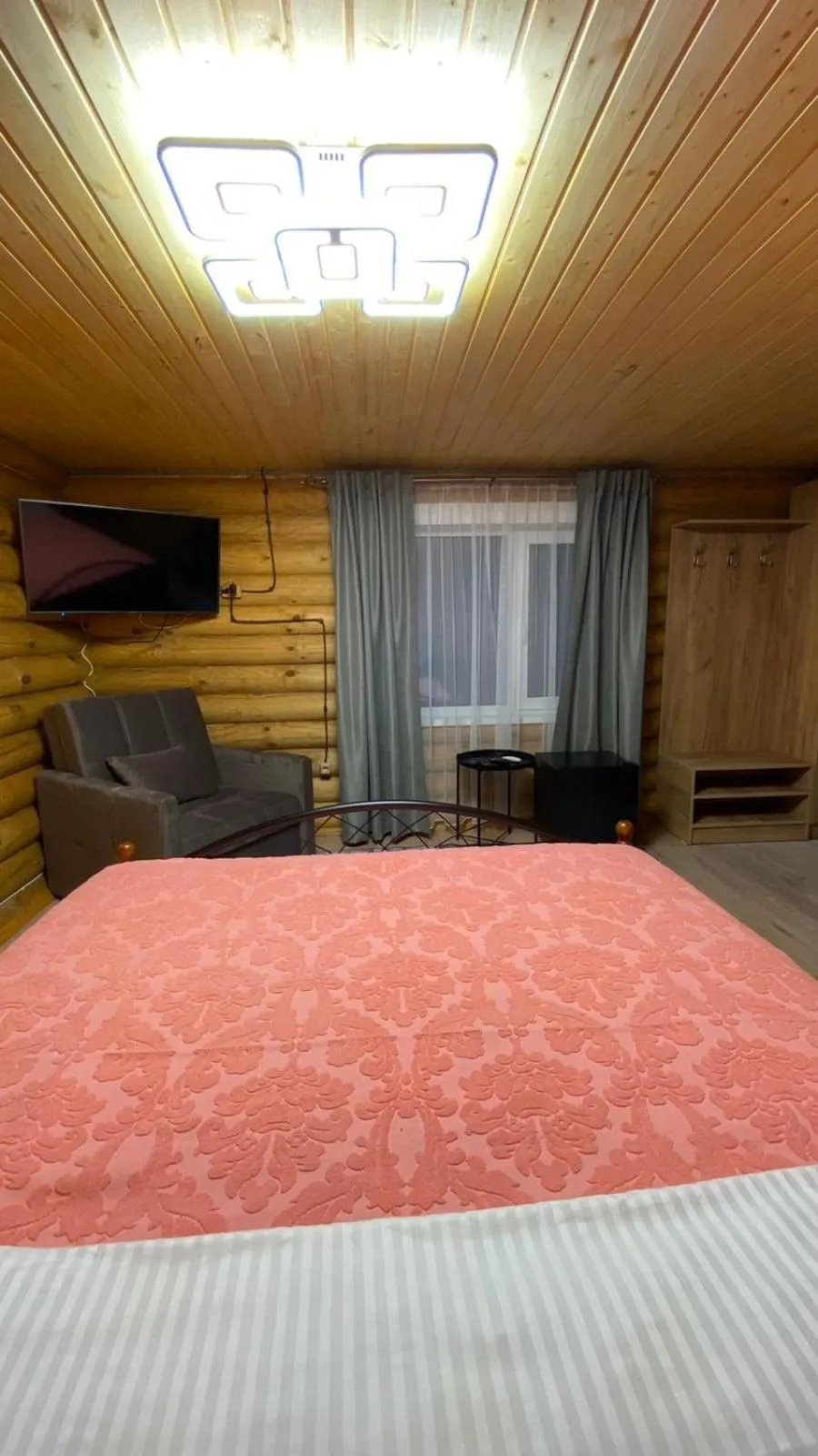 Bed in Eco hotel & restaurant "SKALA"