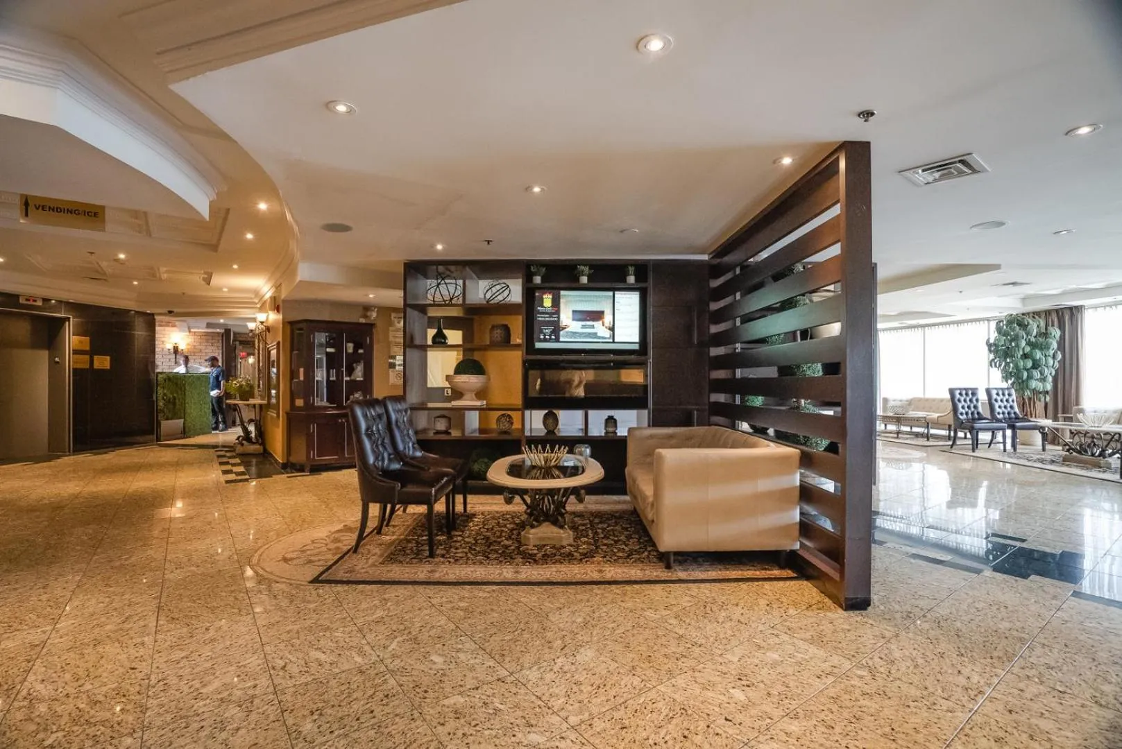 Lobby or reception in Monte Carlo Inn Airport Suites