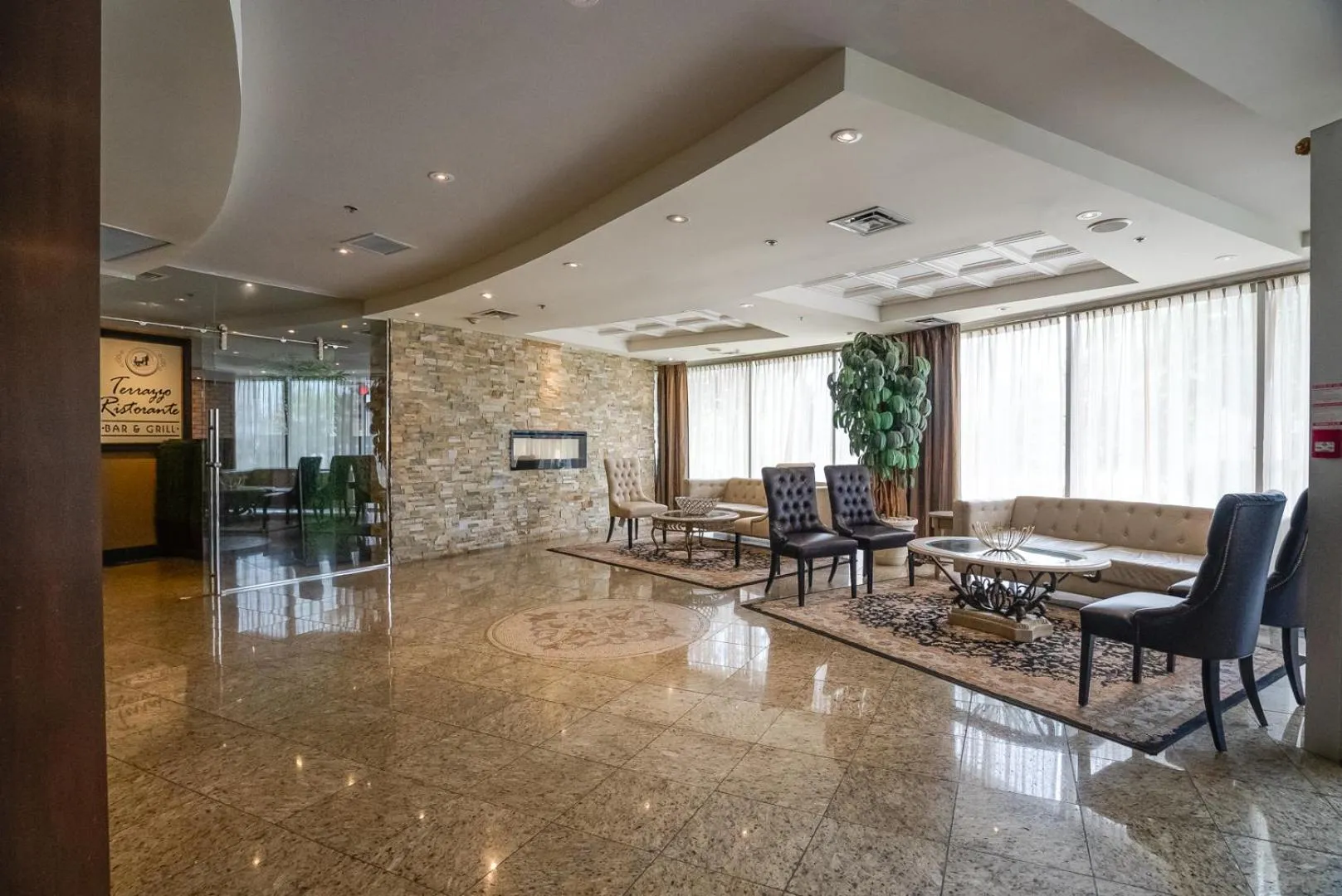 Lobby or reception in Monte Carlo Inn Airport Suites