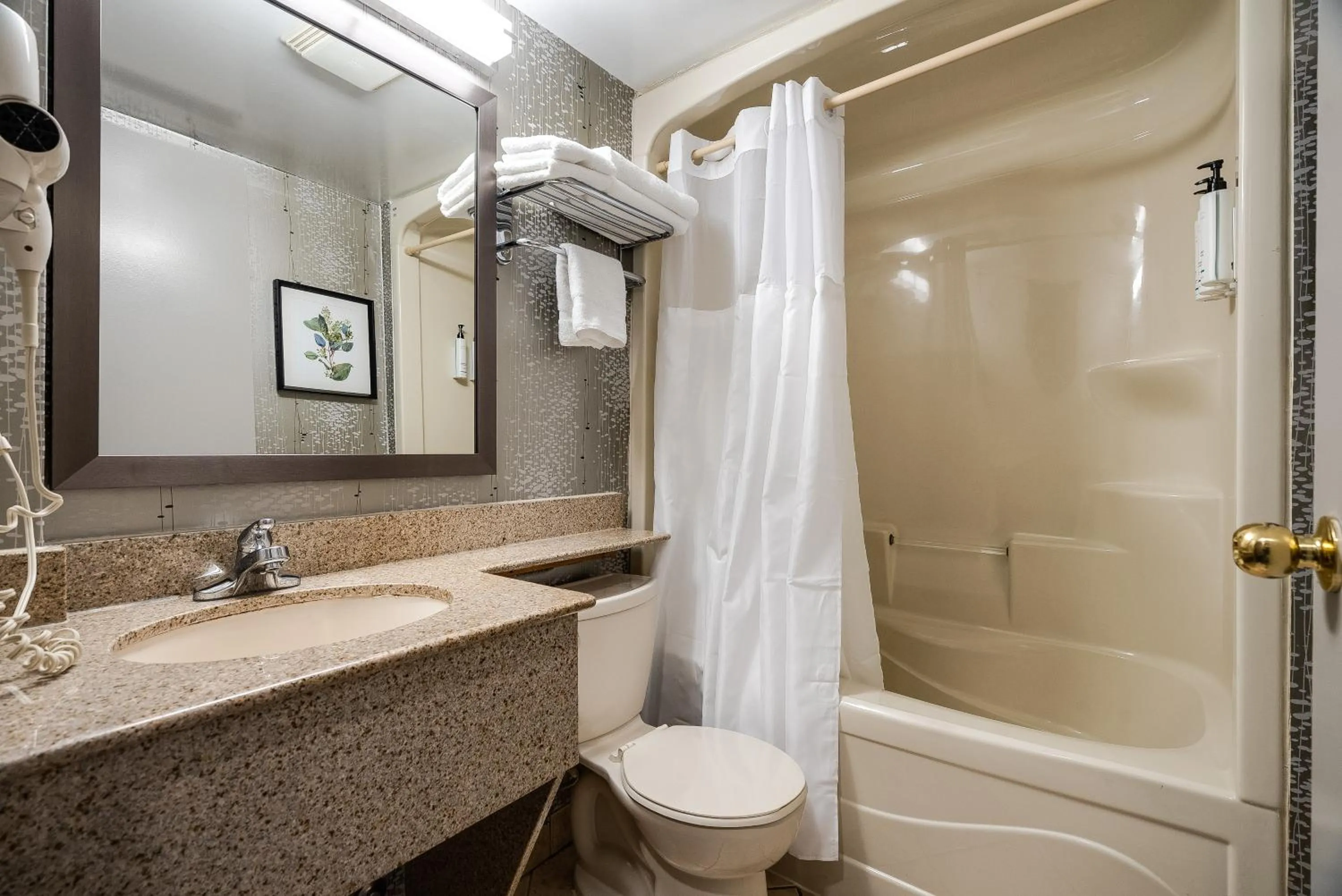Bathroom in Monte Carlo Inn Toronto West Suites