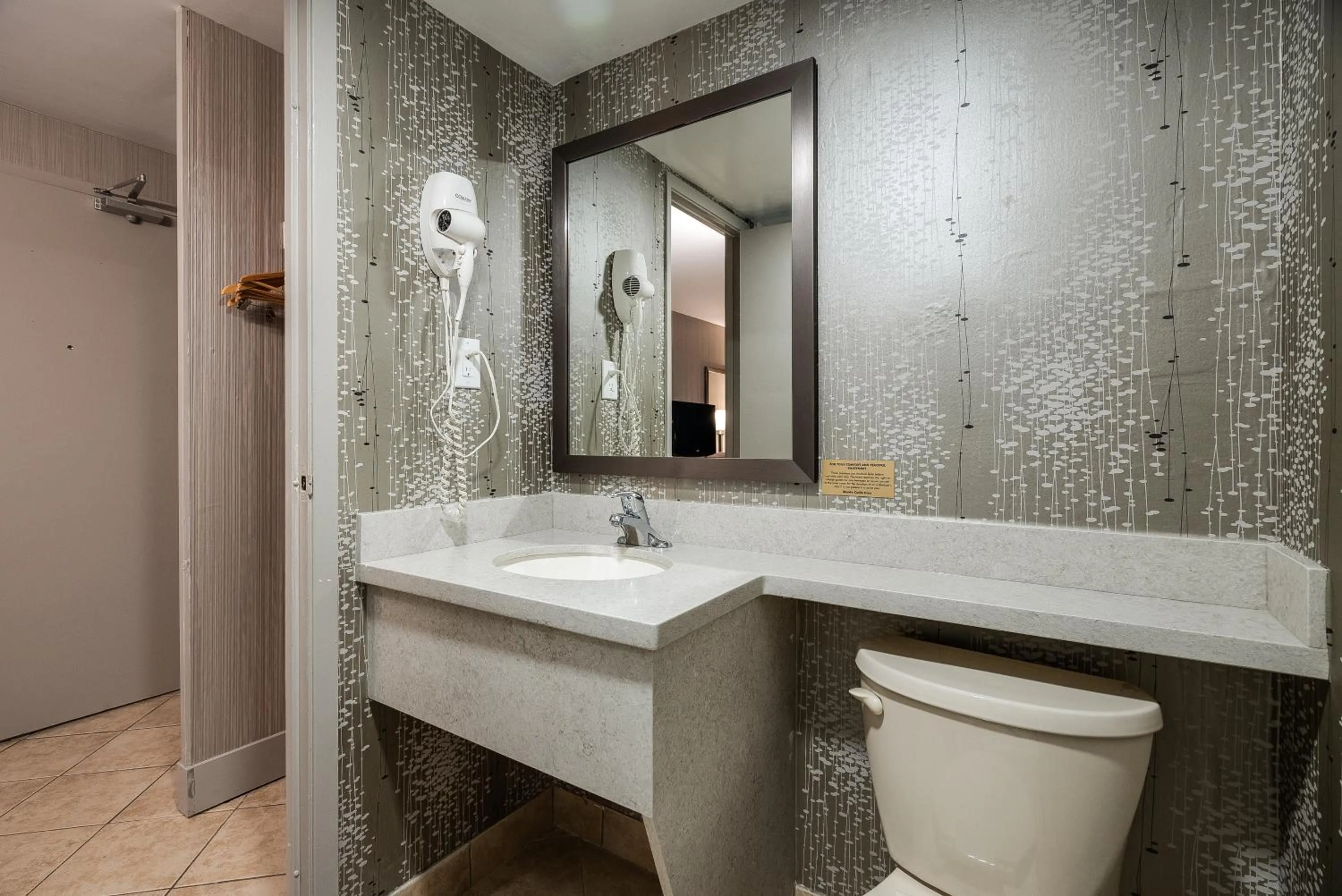 Bathroom in Monte Carlo Inn Toronto West Suites