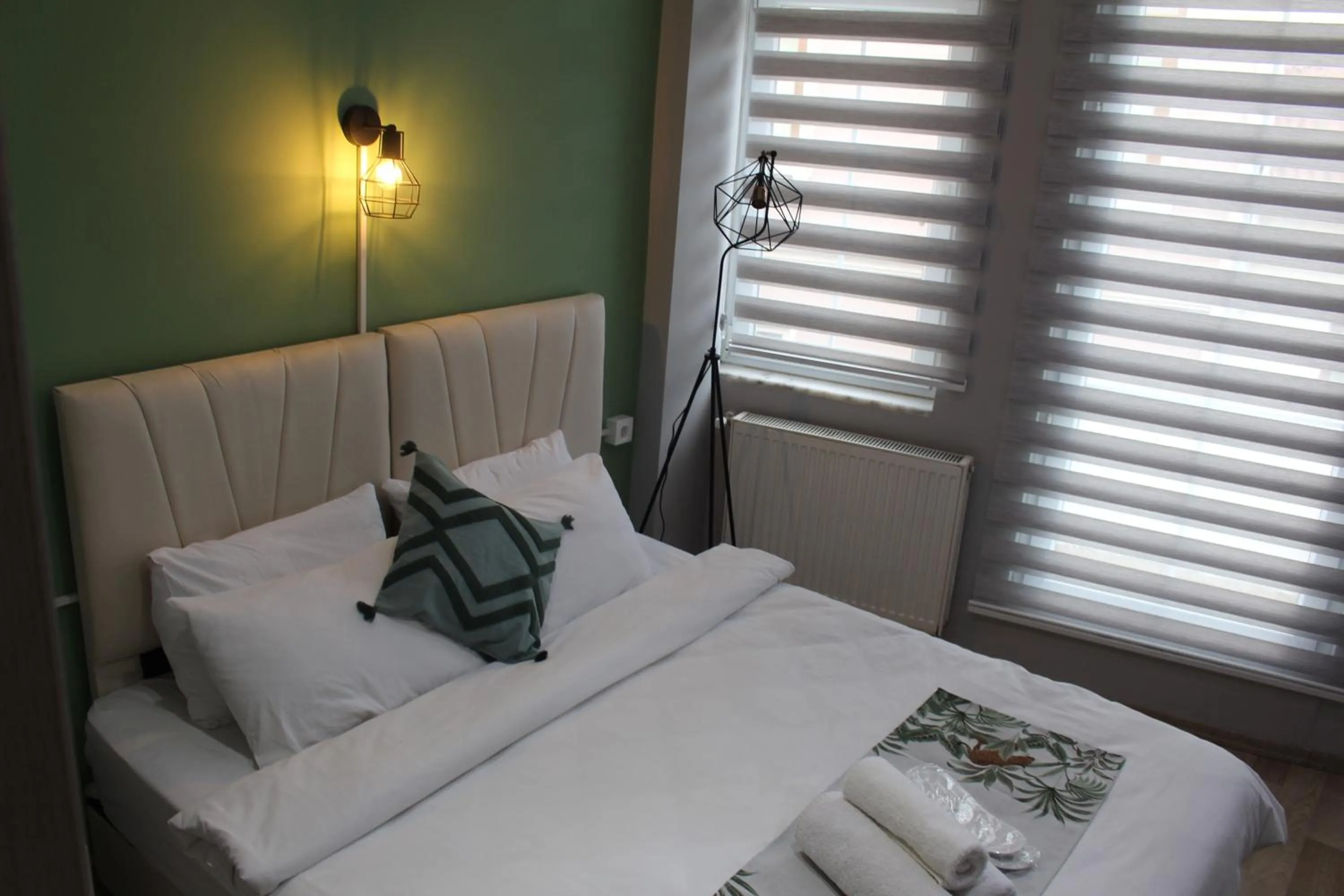 Bed in Taxim Starlight Hotel