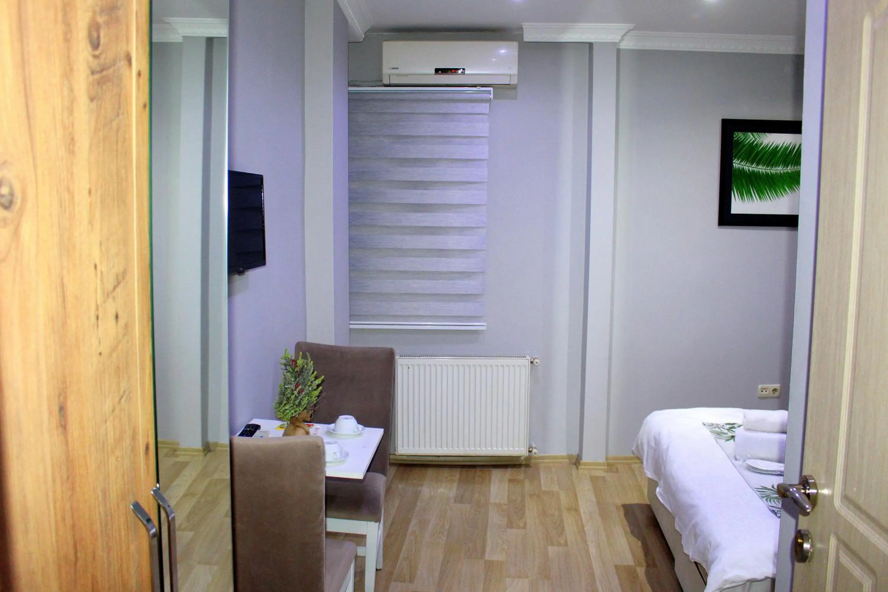 Bed in Taxim Starlight Hotel