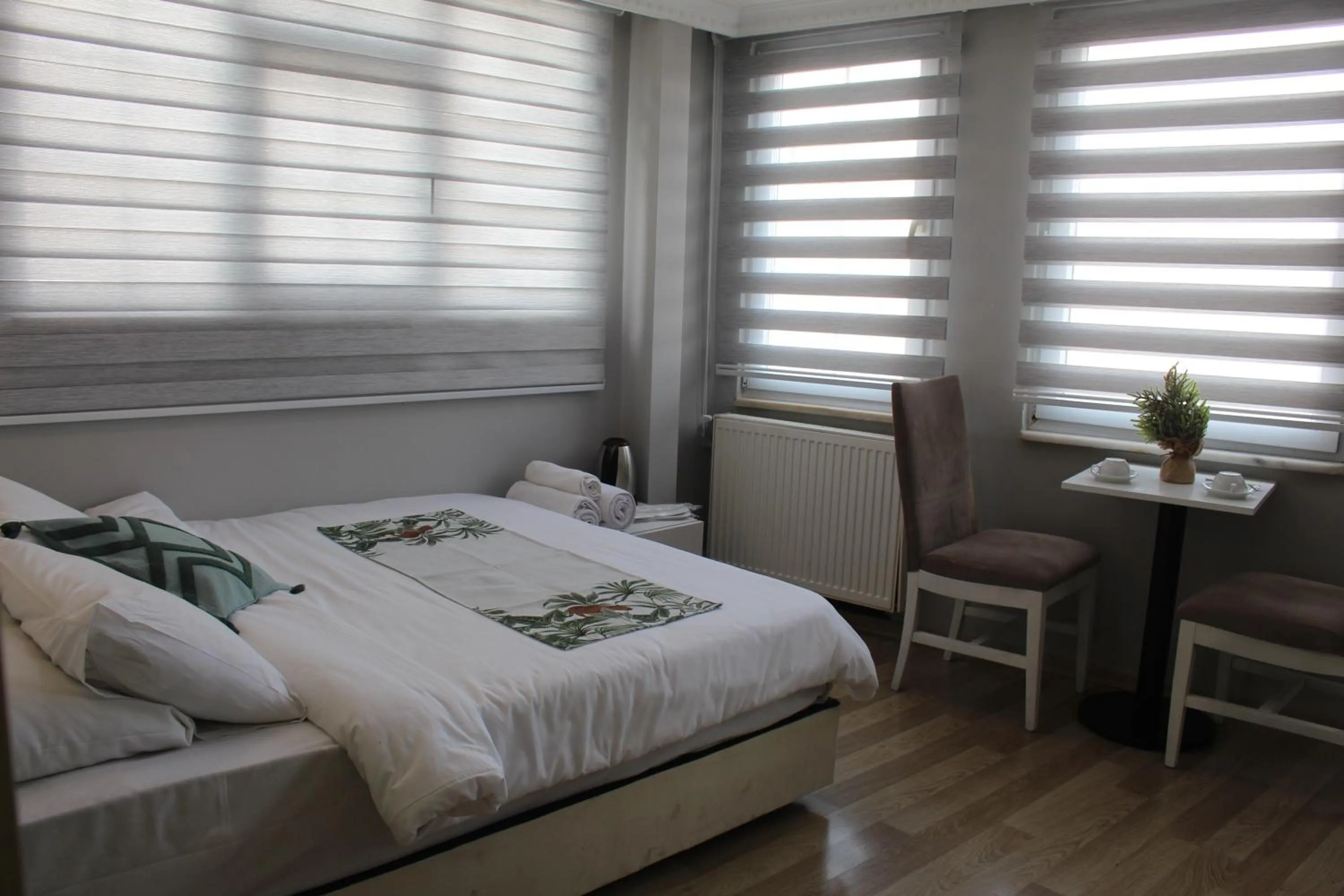 Bed in Taxim Starlight Hotel