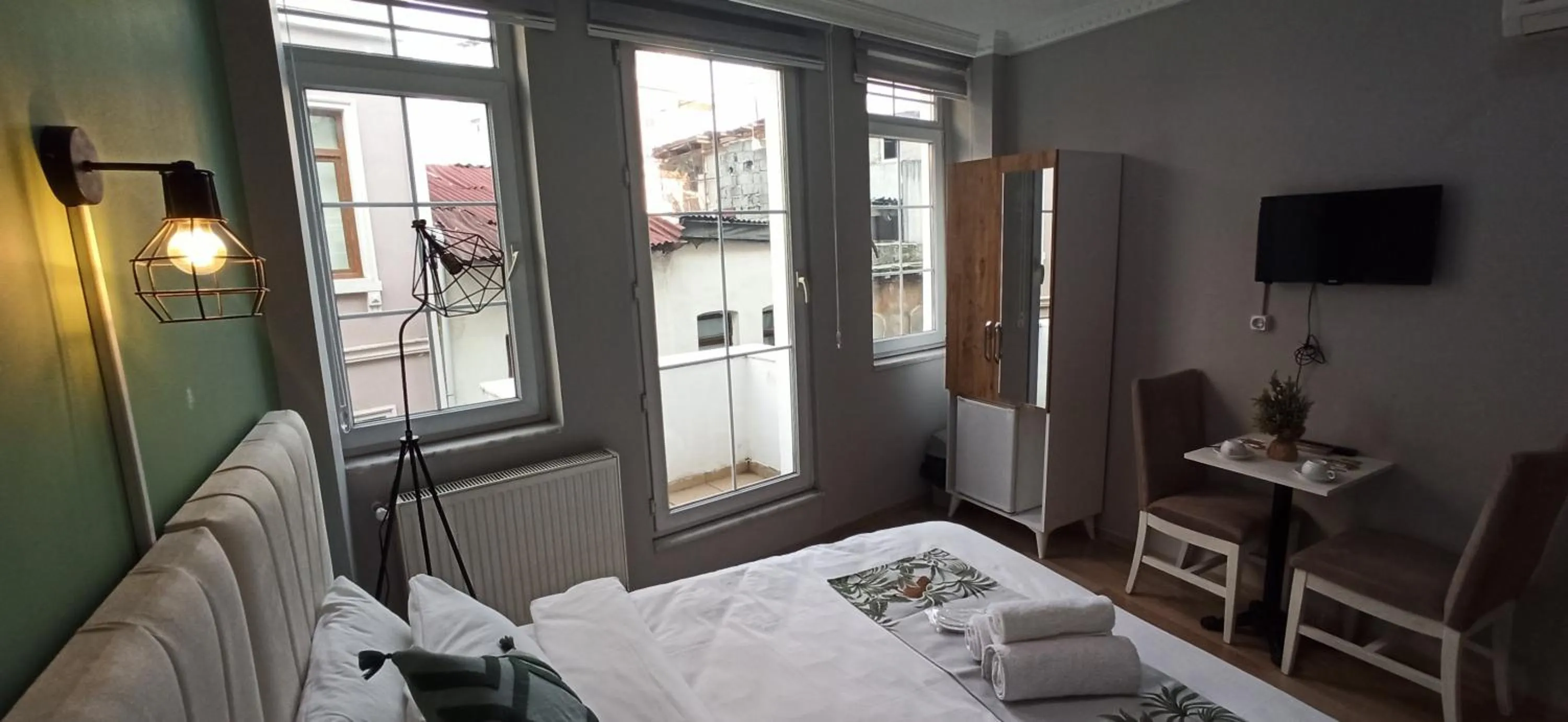 Bed in Taxim Starlight Hotel