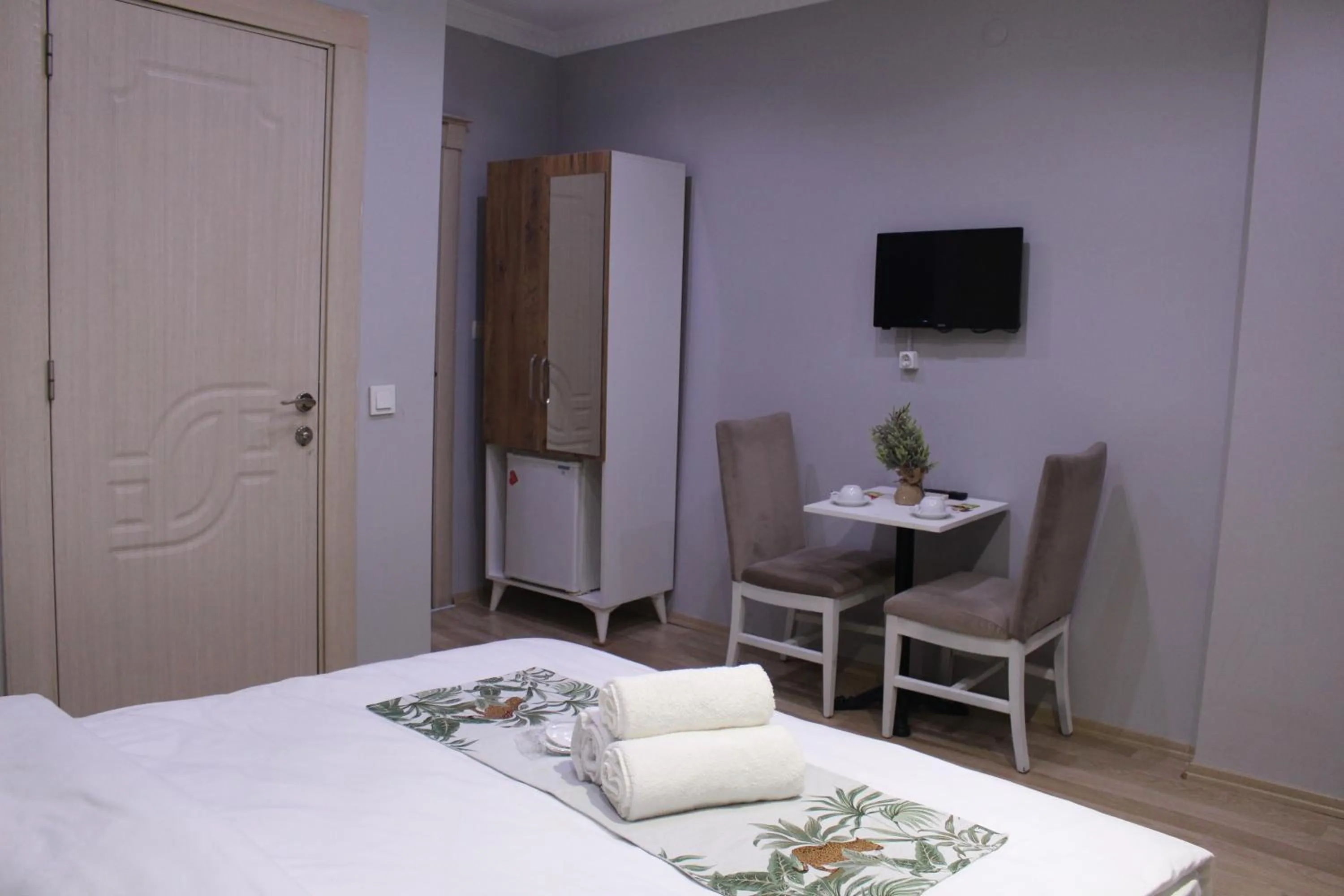 Bed in Taxim Starlight Hotel