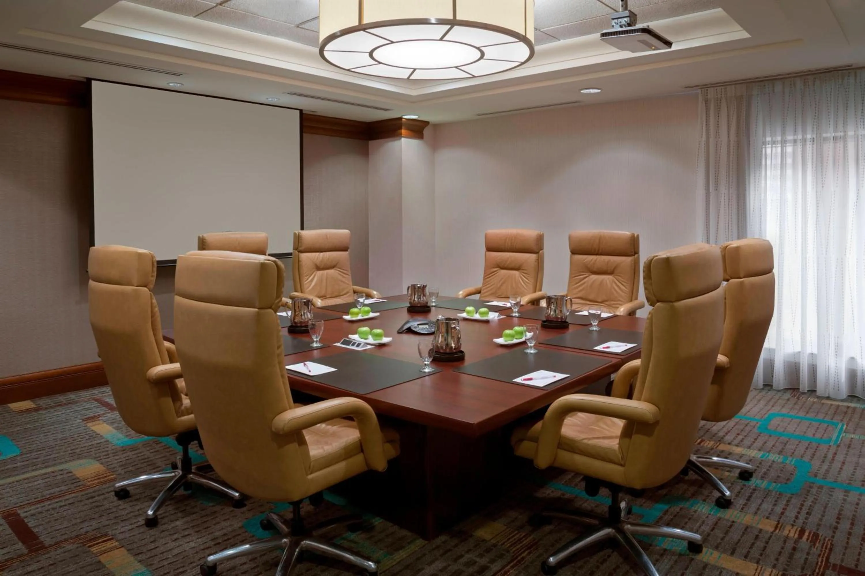 Meeting/conference room in Residence Inn by Marriott Toronto Downtown / Entertainment District