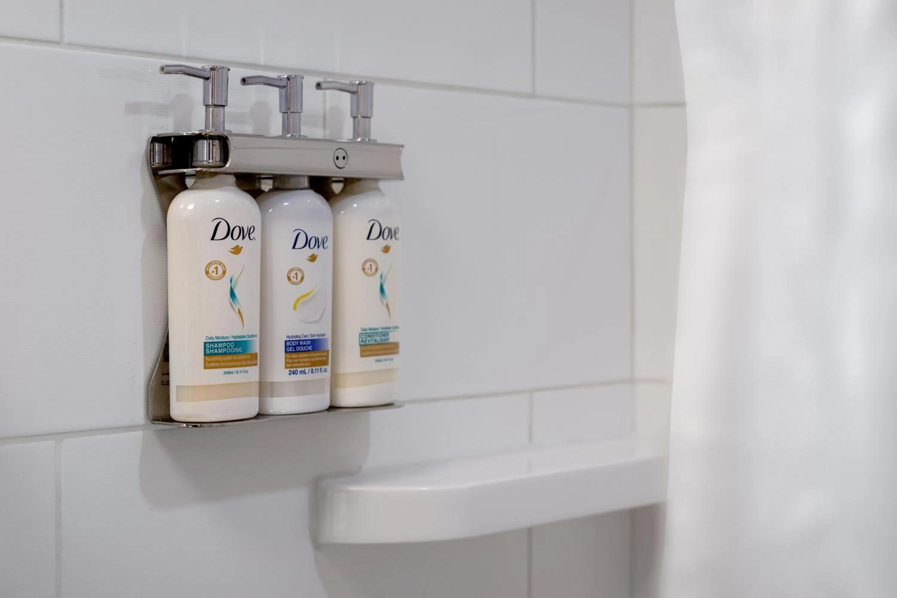 Property building in Holiday Inn Express Windsor Waterfront by IHG