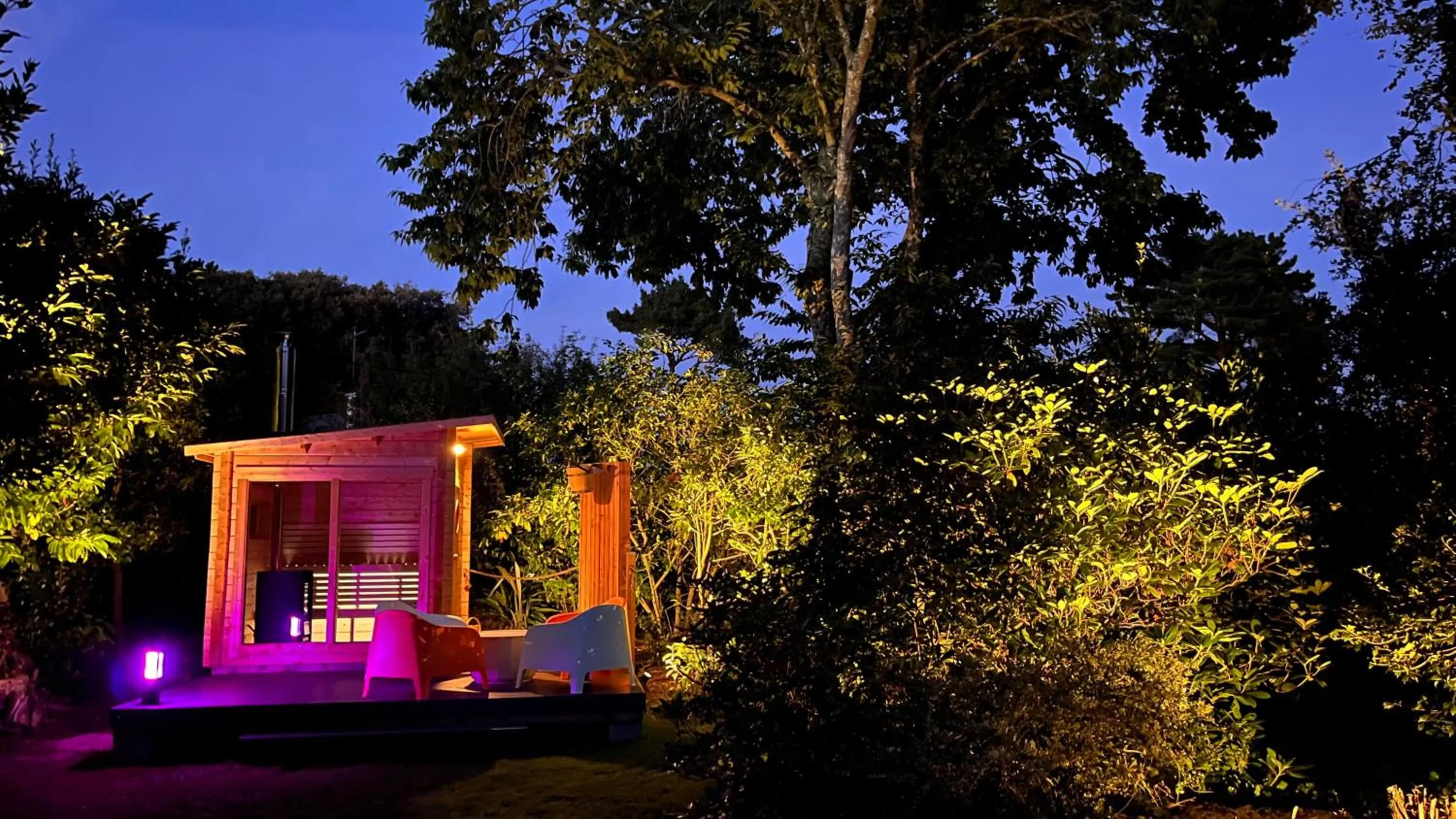 Sauna in EDEN Locquirec - Piscine & Spa Chambre d hôtes