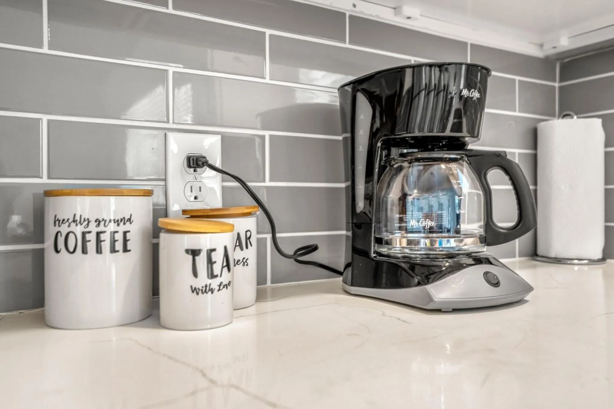 Coffee/tea facilities in Universal Apartment at East Downtown