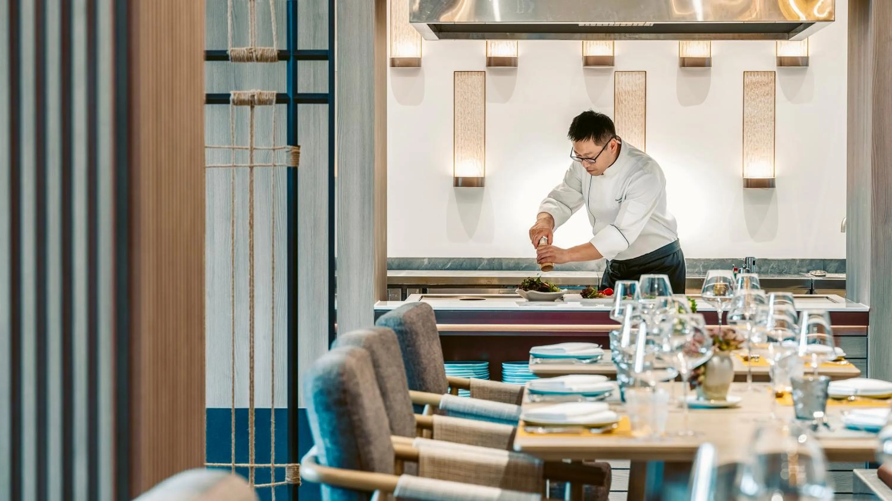 Restaurant/places to eat in Hotel Maree