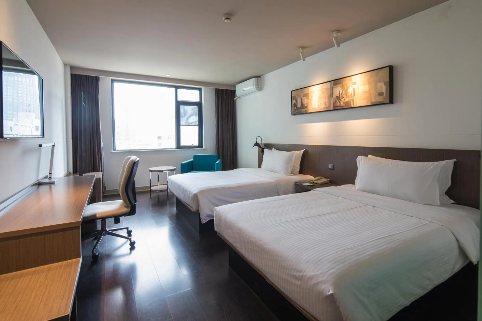 Microtel by Wyndham Kunming City Center