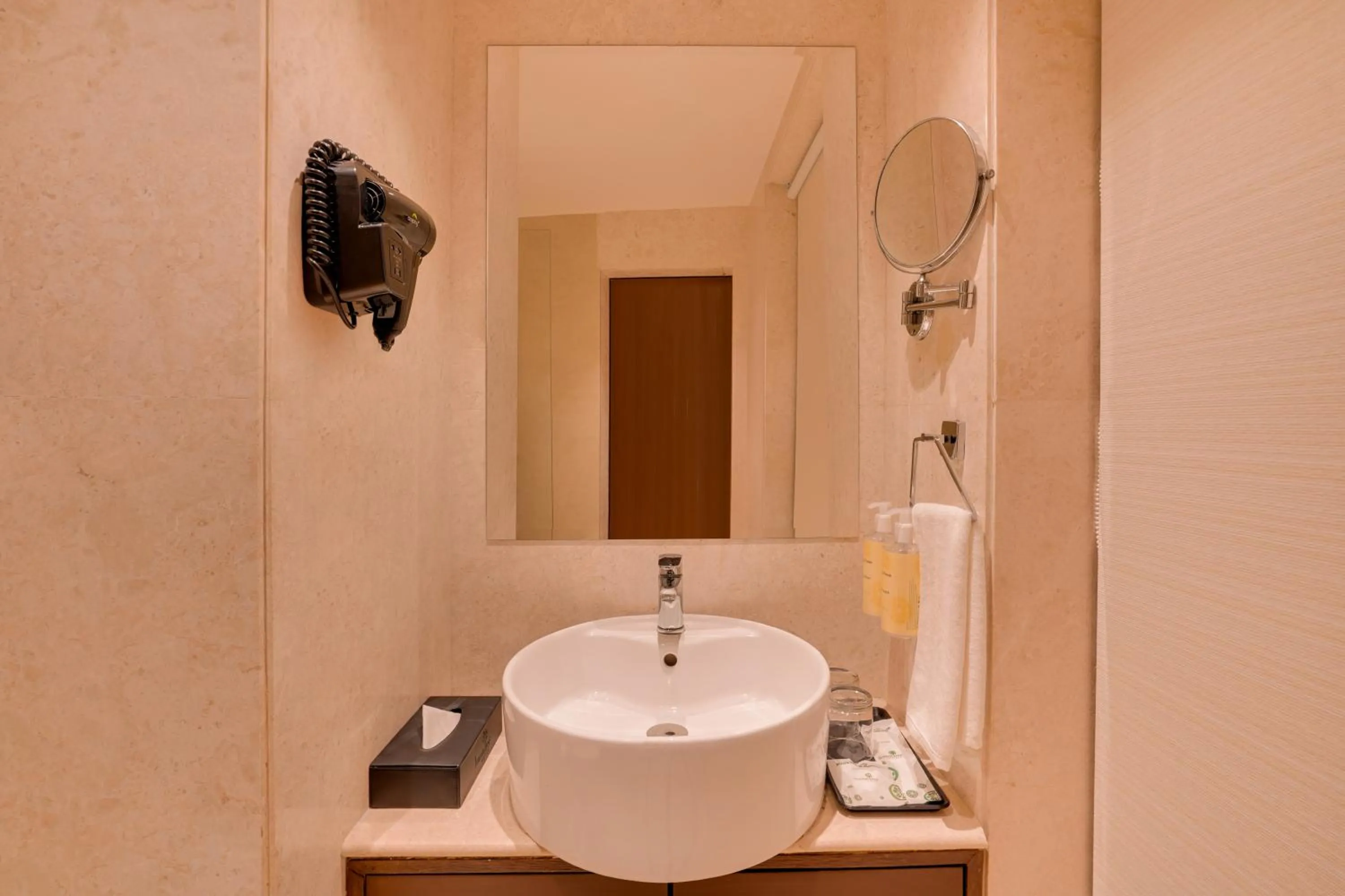 Bathroom in Lemon Tree Hotel, Noida