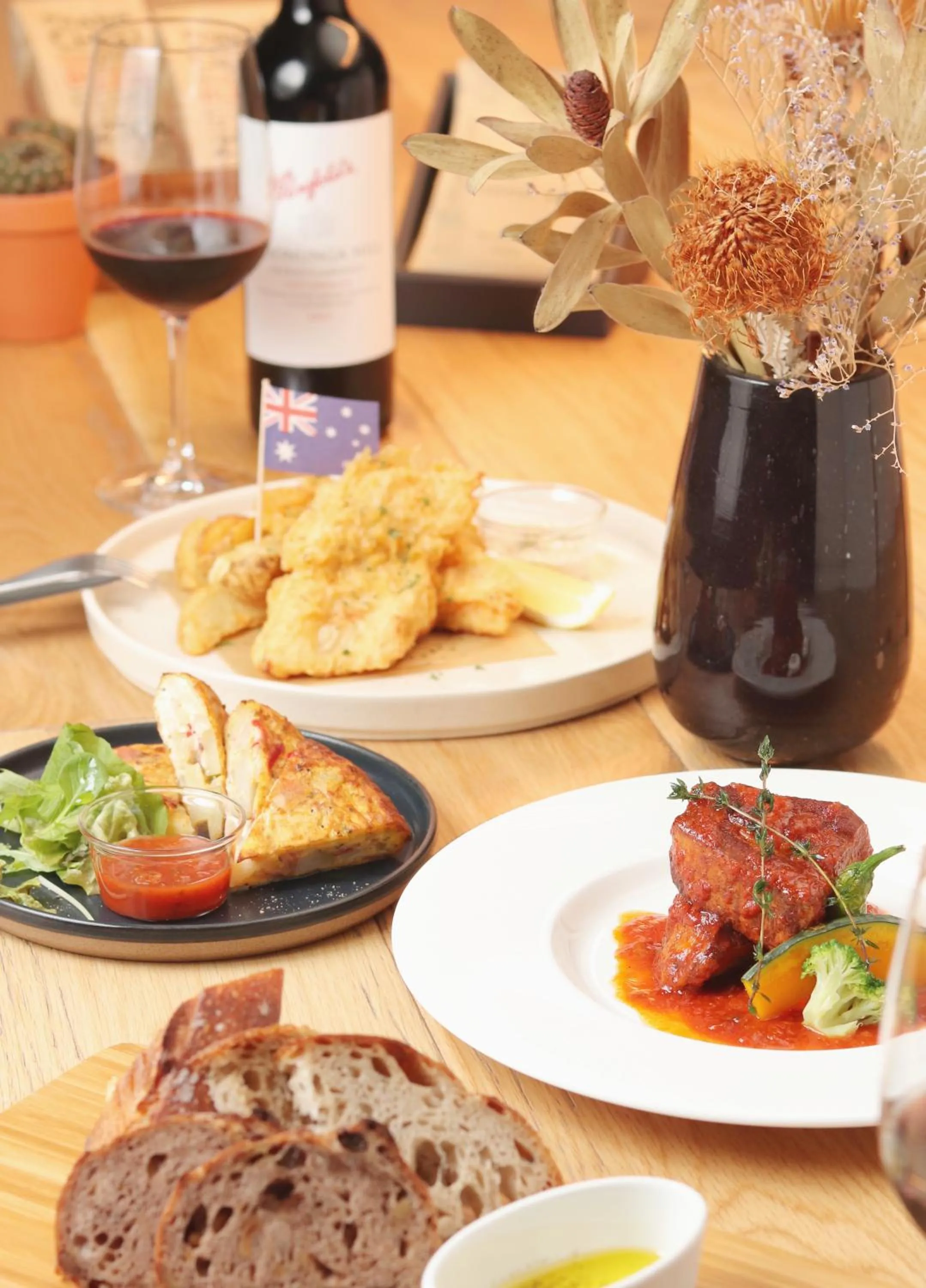 Restaurant/places to eat in HOTEL RINGS KYOTO