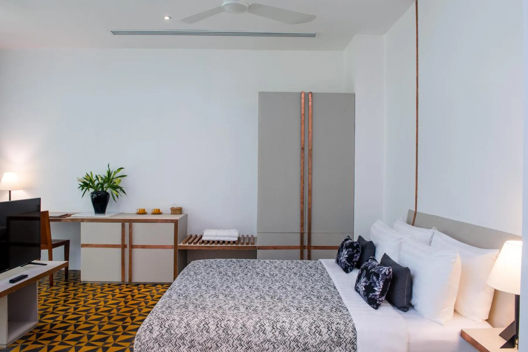 Bed in Atelier Hotel