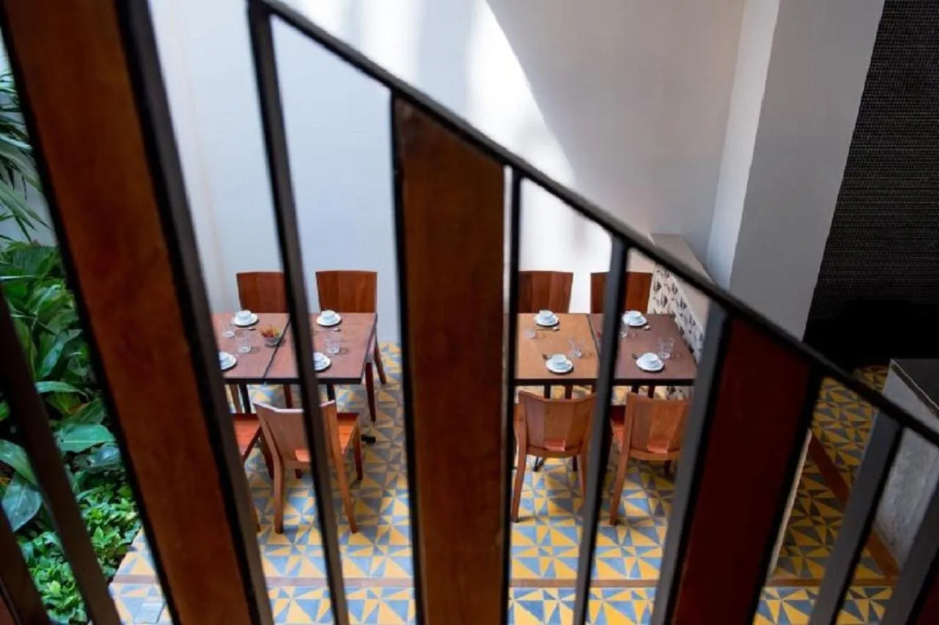 Restaurant/places to eat in Atelier Hotel