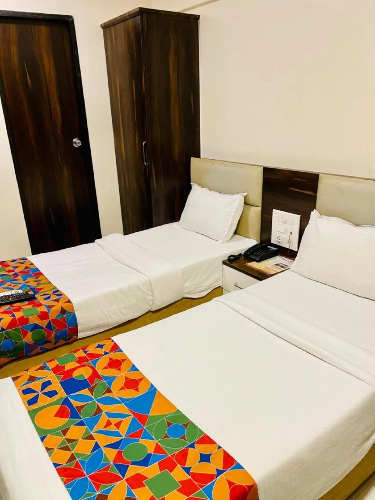 Bed in Hotel Embassy Park - BKC Mumbai