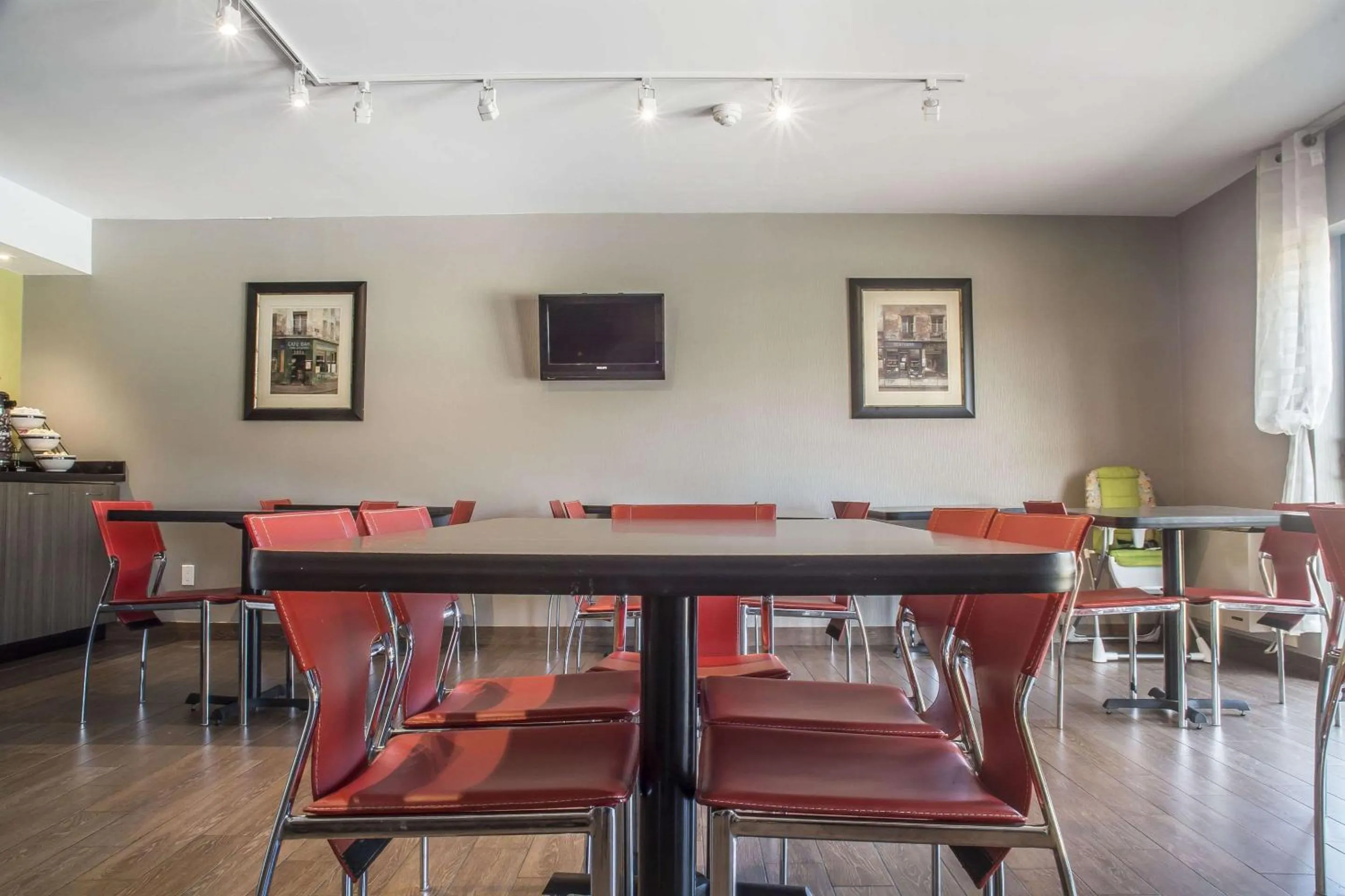 Restaurant/places to eat in Comfort Inn London - Ontario