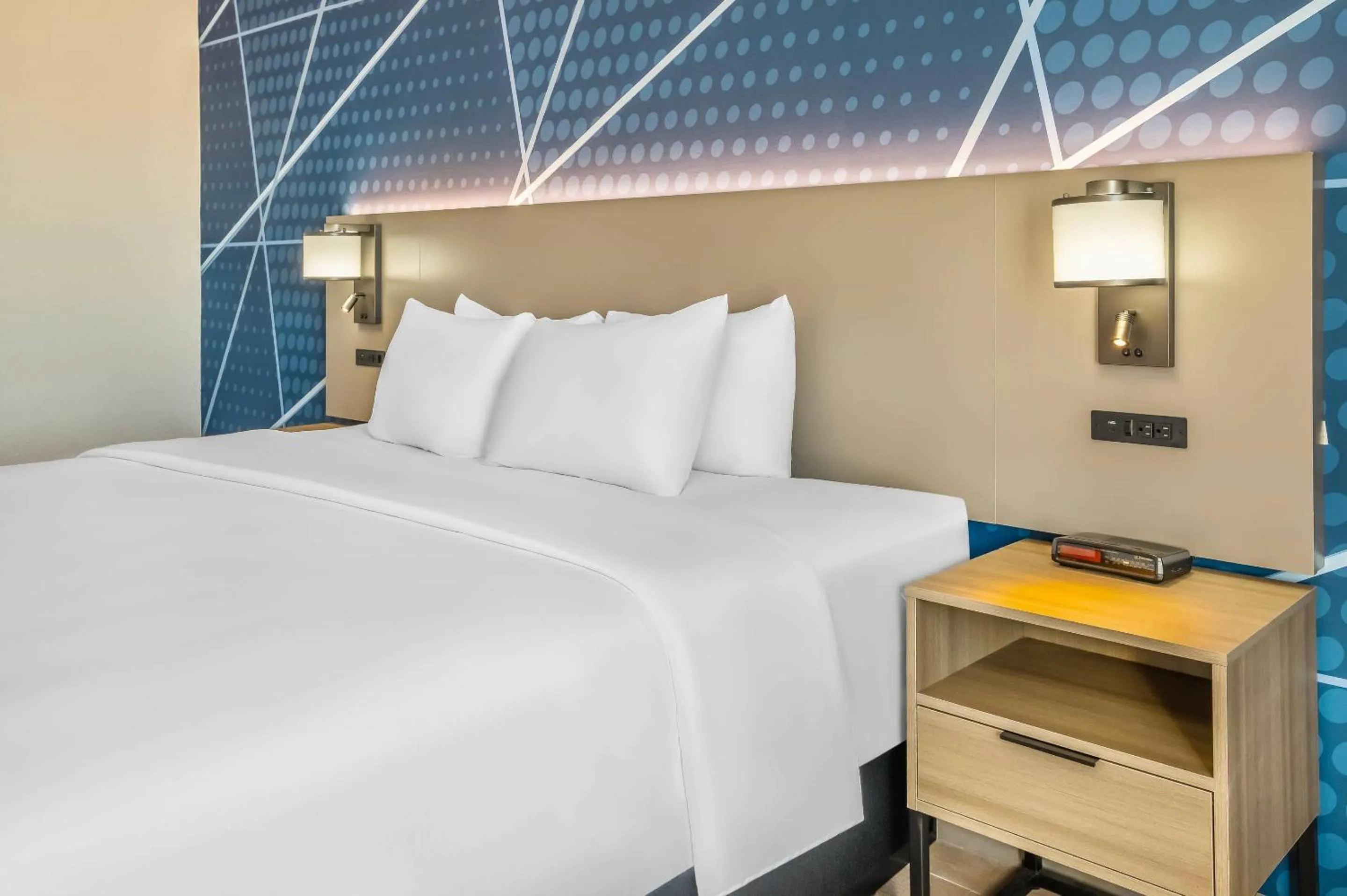 Bedroom, Bed in Comfort Inn