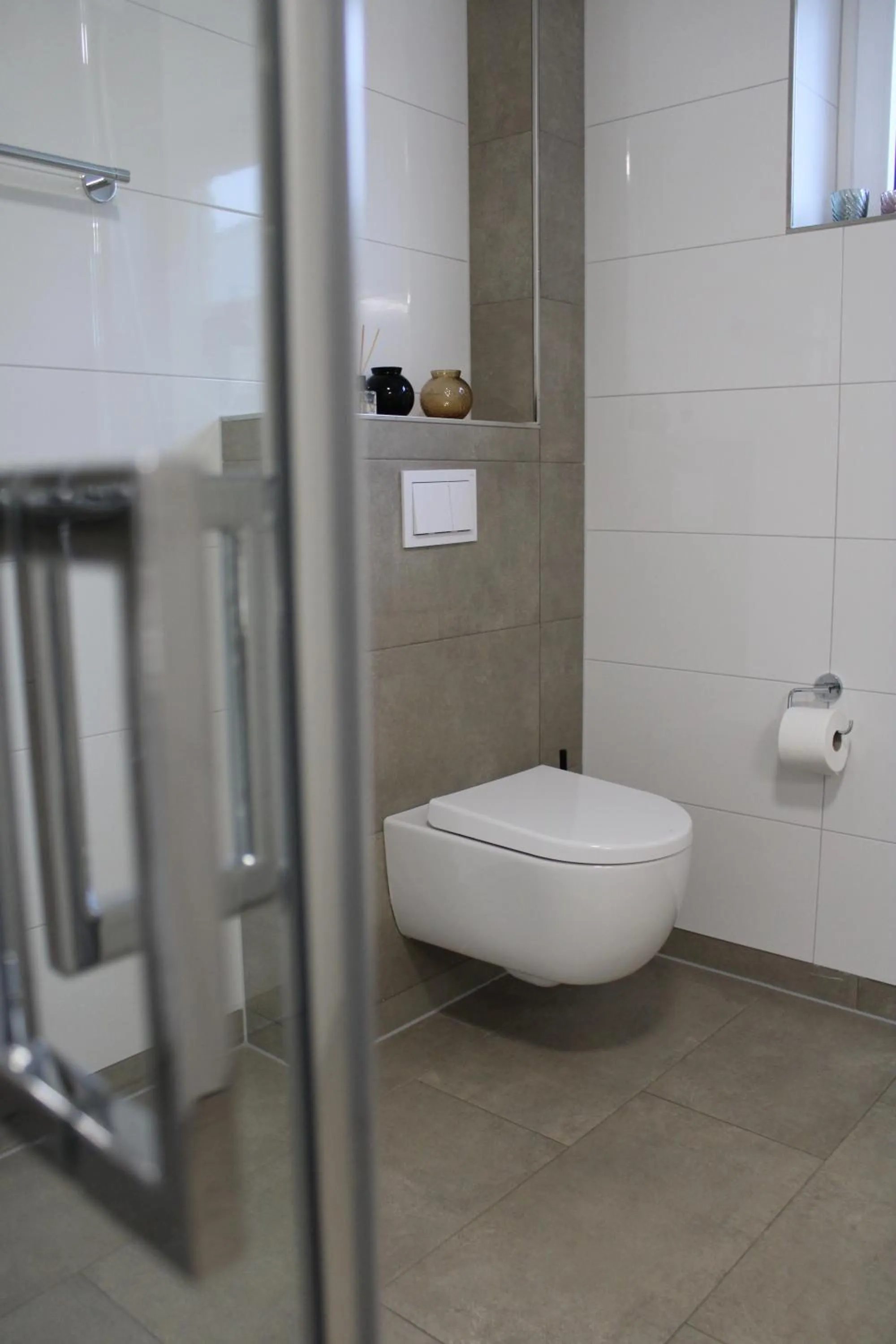 Shower in Motel Hasetal