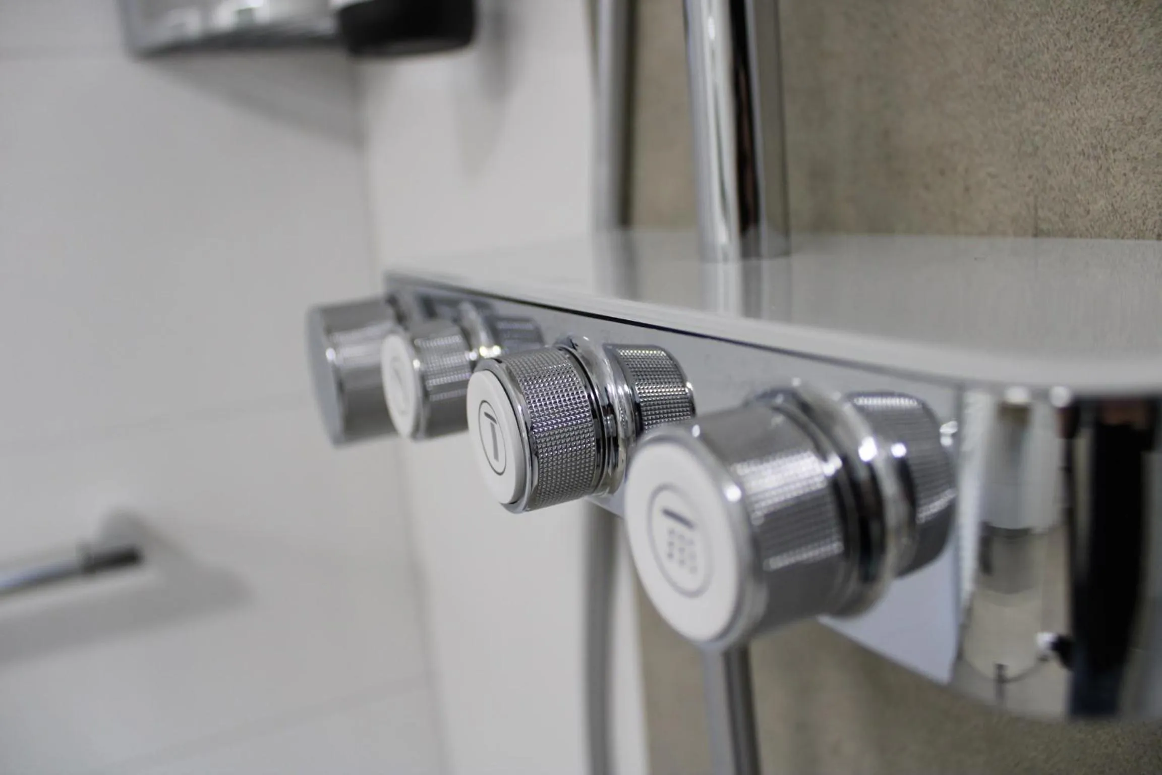 Shower in Motel Hasetal