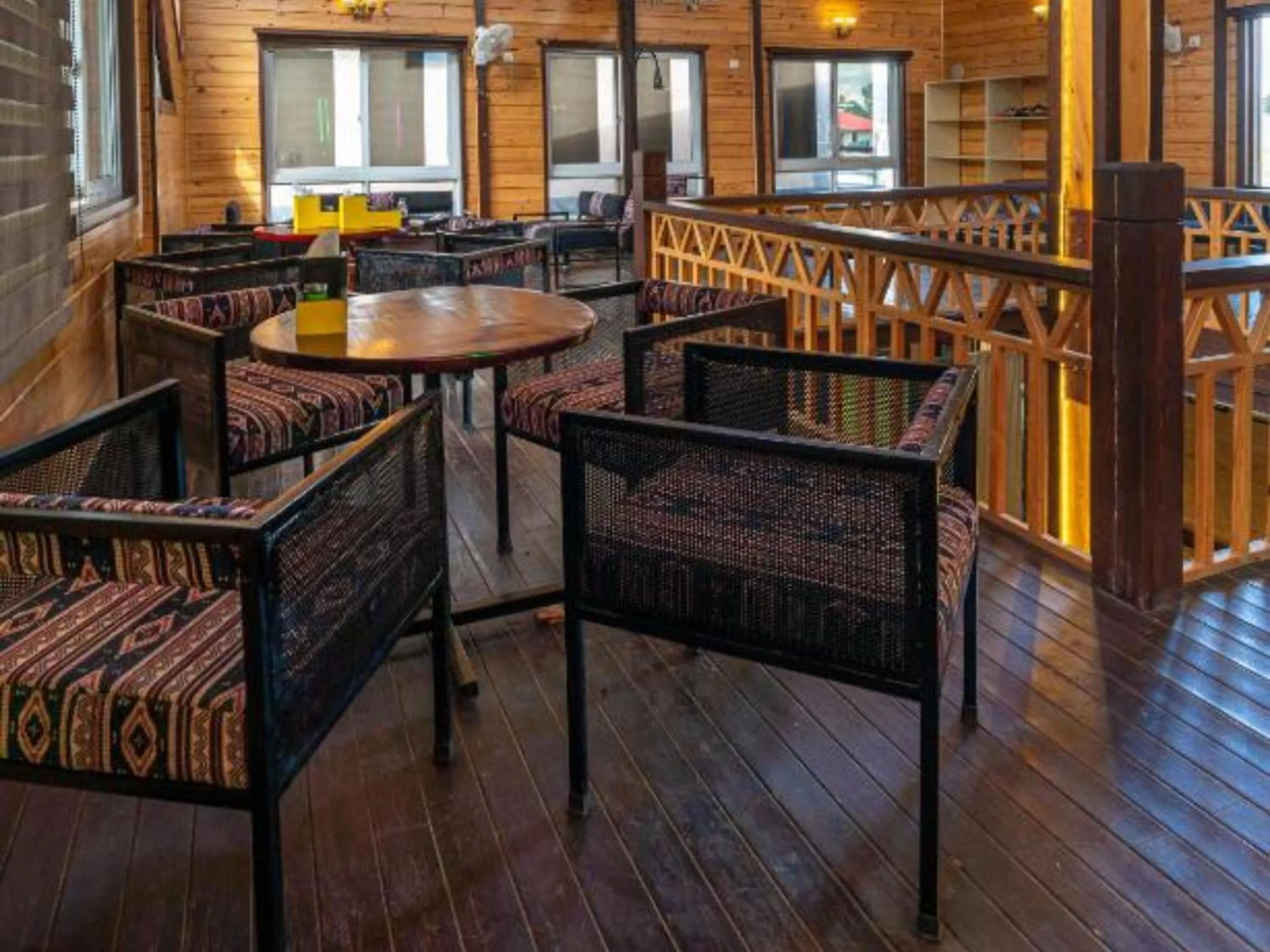 Living room in The Hosteller Kasar Devi