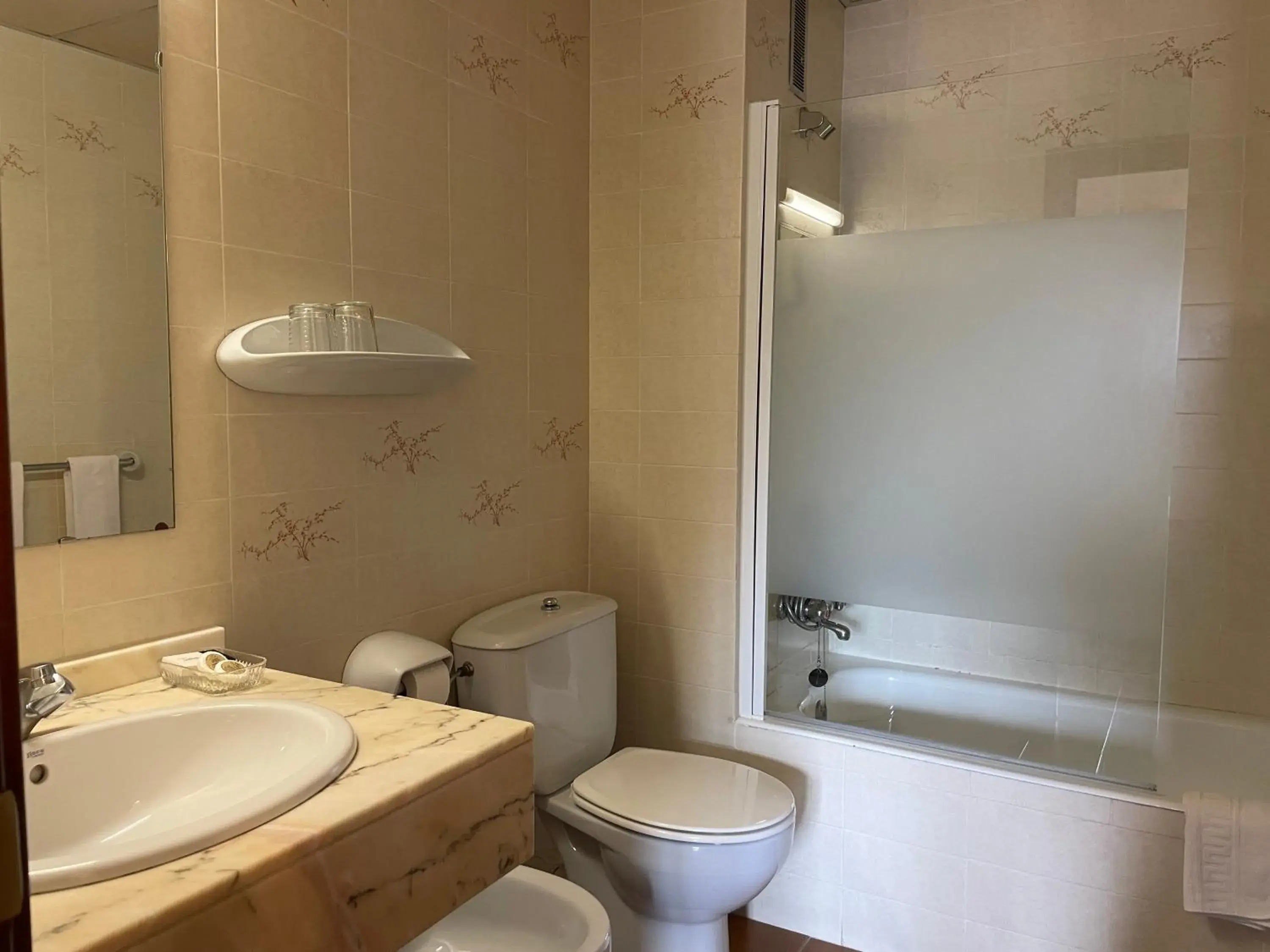 Standard Triple Room in Hotel Coray by Pierre & Vacances Standard Triple Room in Hotel Coray by Pierre & Vacances