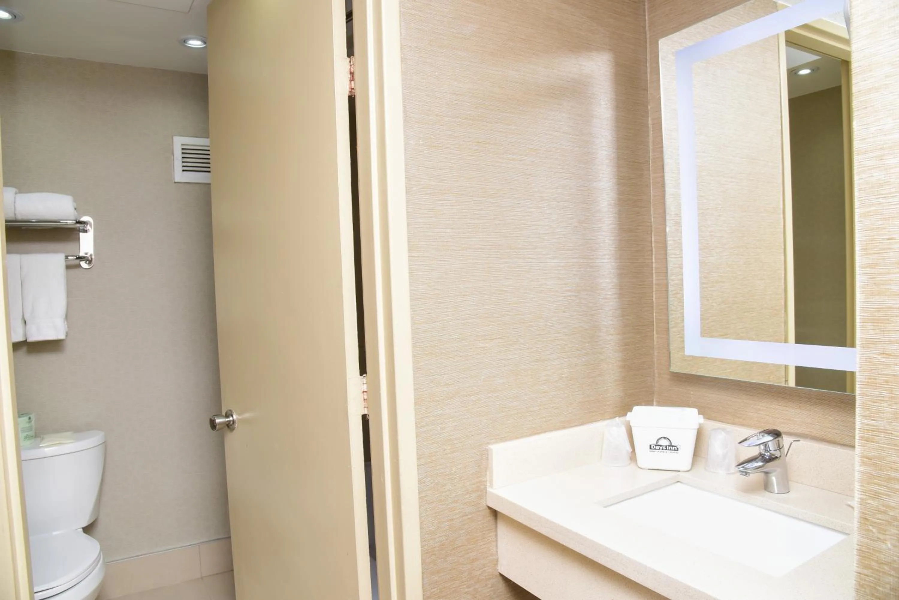 Bathroom in Days Inn by Wyndham Ottawa