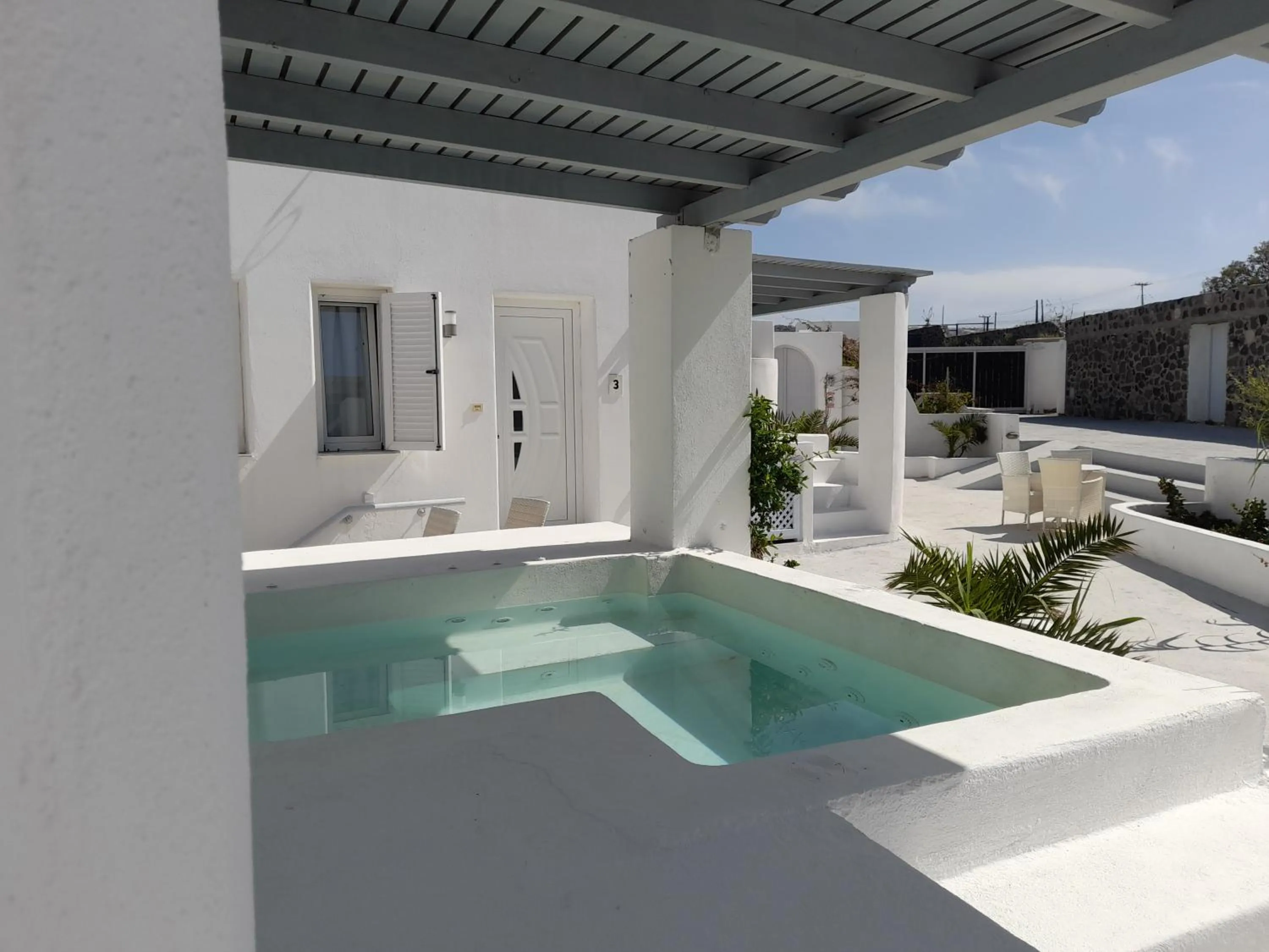 Studio with Sofa Bed in Sea paradise villas - Seaside & private jacuzzi